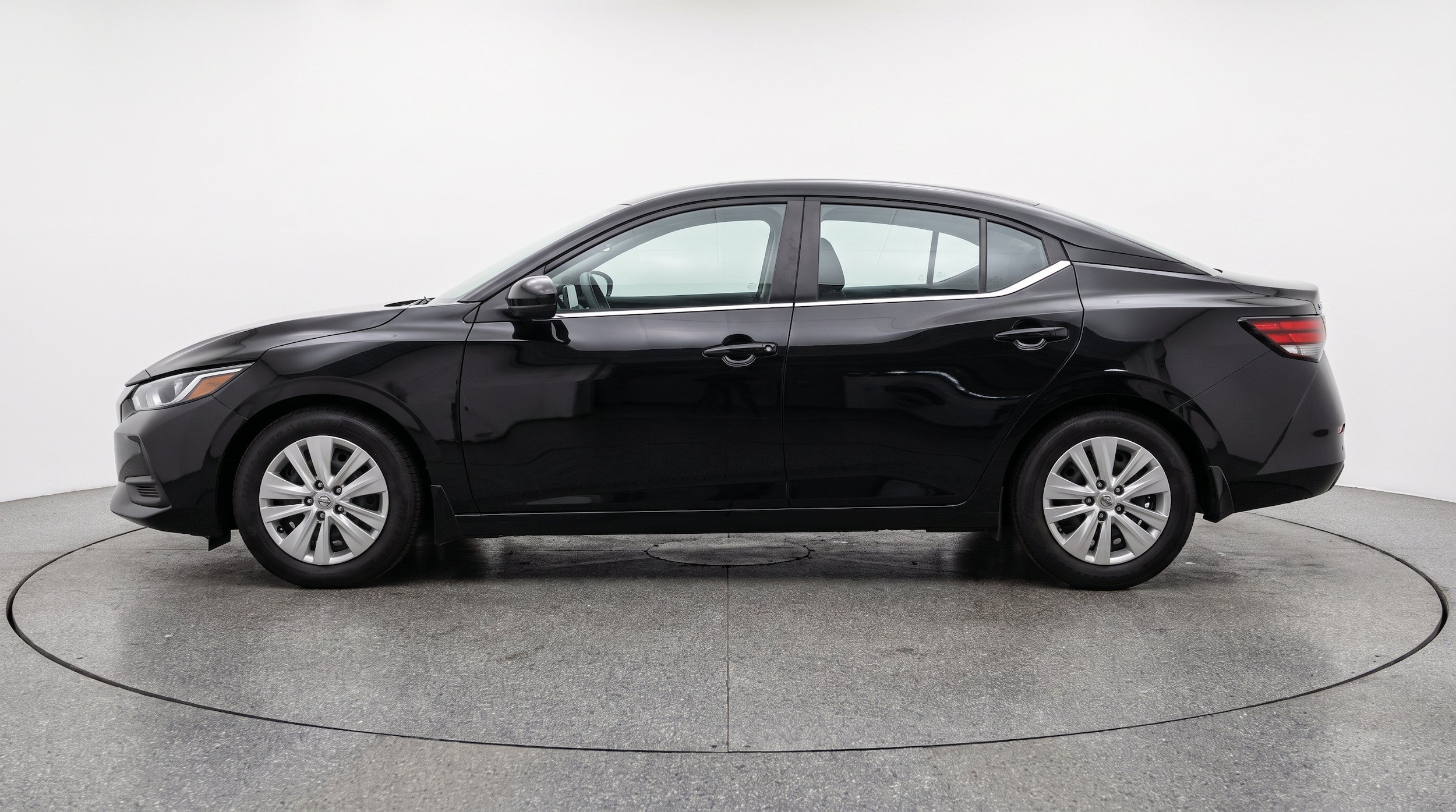 Thumbnail: 2025 Nissan Sentra - 5