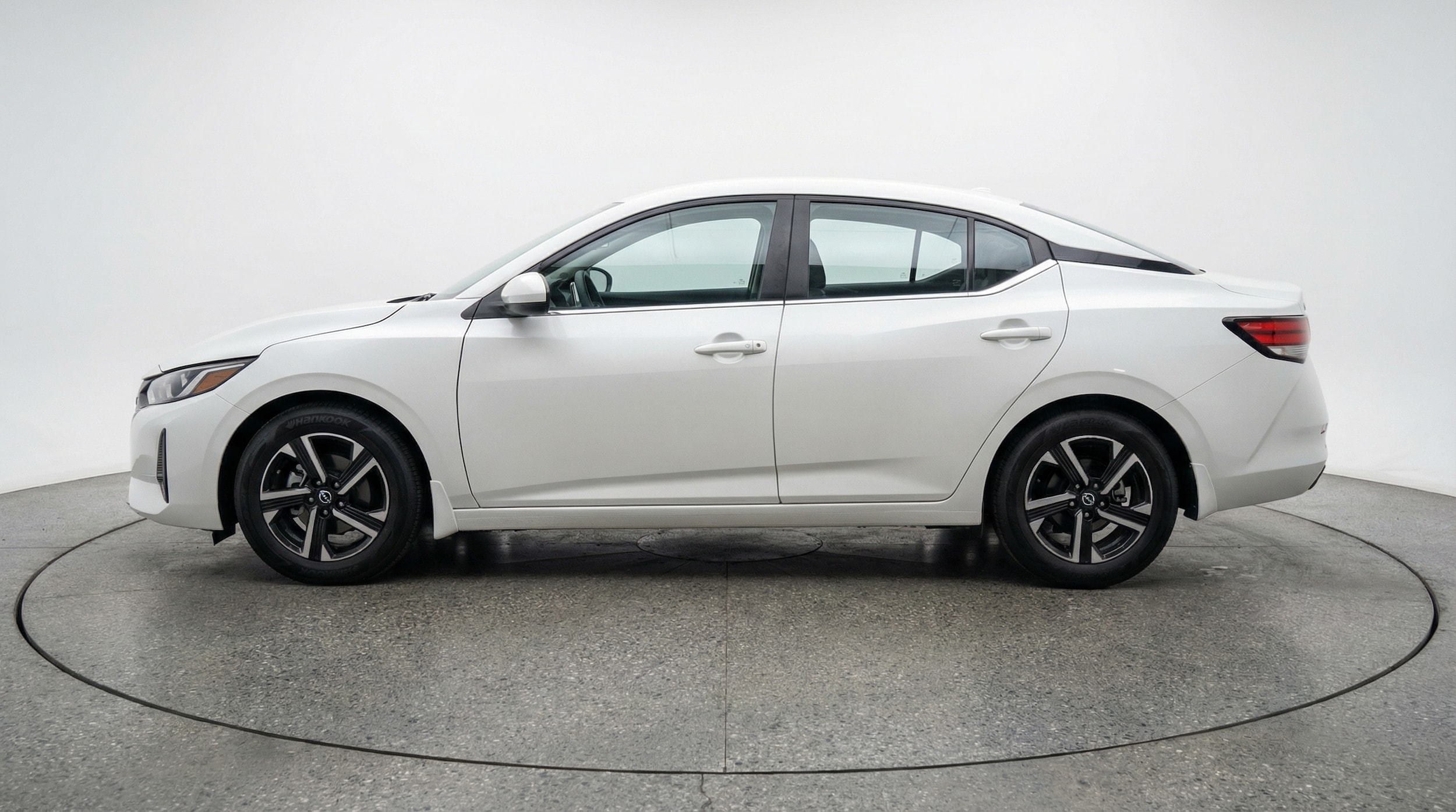 Thumbnail: 2025 Nissan Sentra - 4