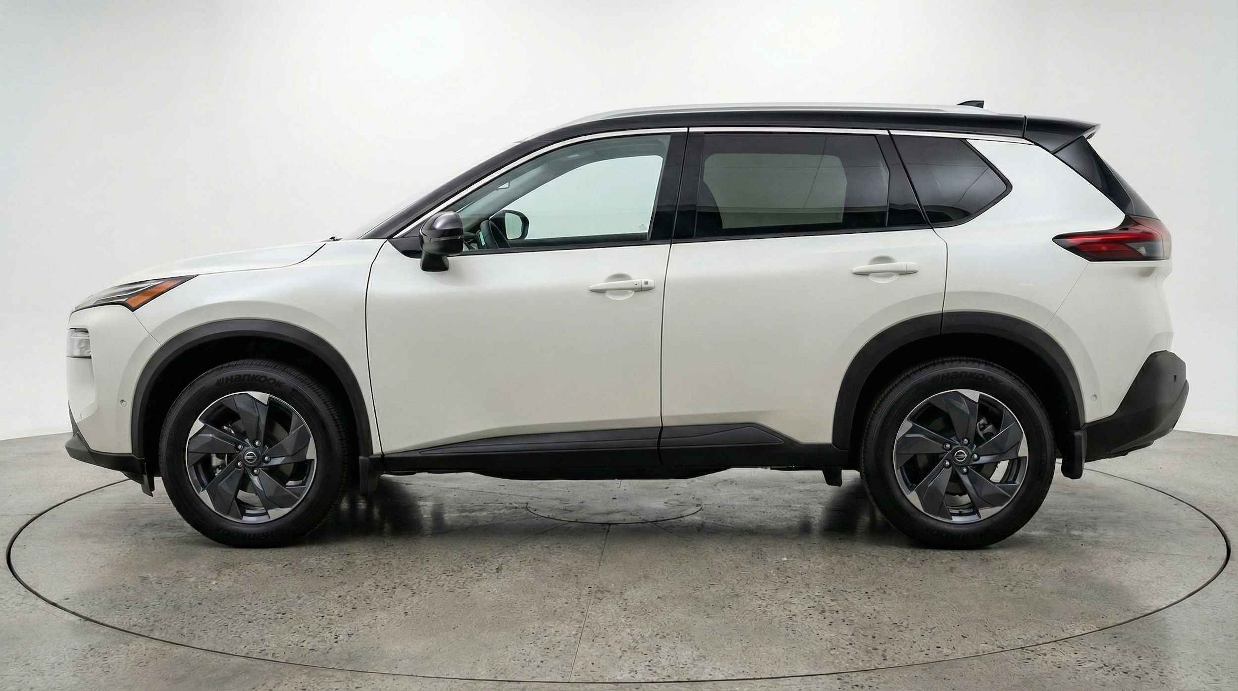 Thumbnail: 2025 Nissan Rogue - 4