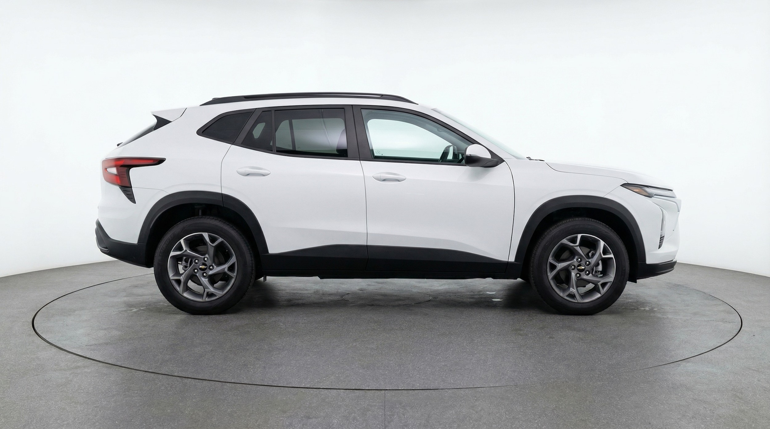 Thumbnail: 2025 Chevrolet Trax - 8
