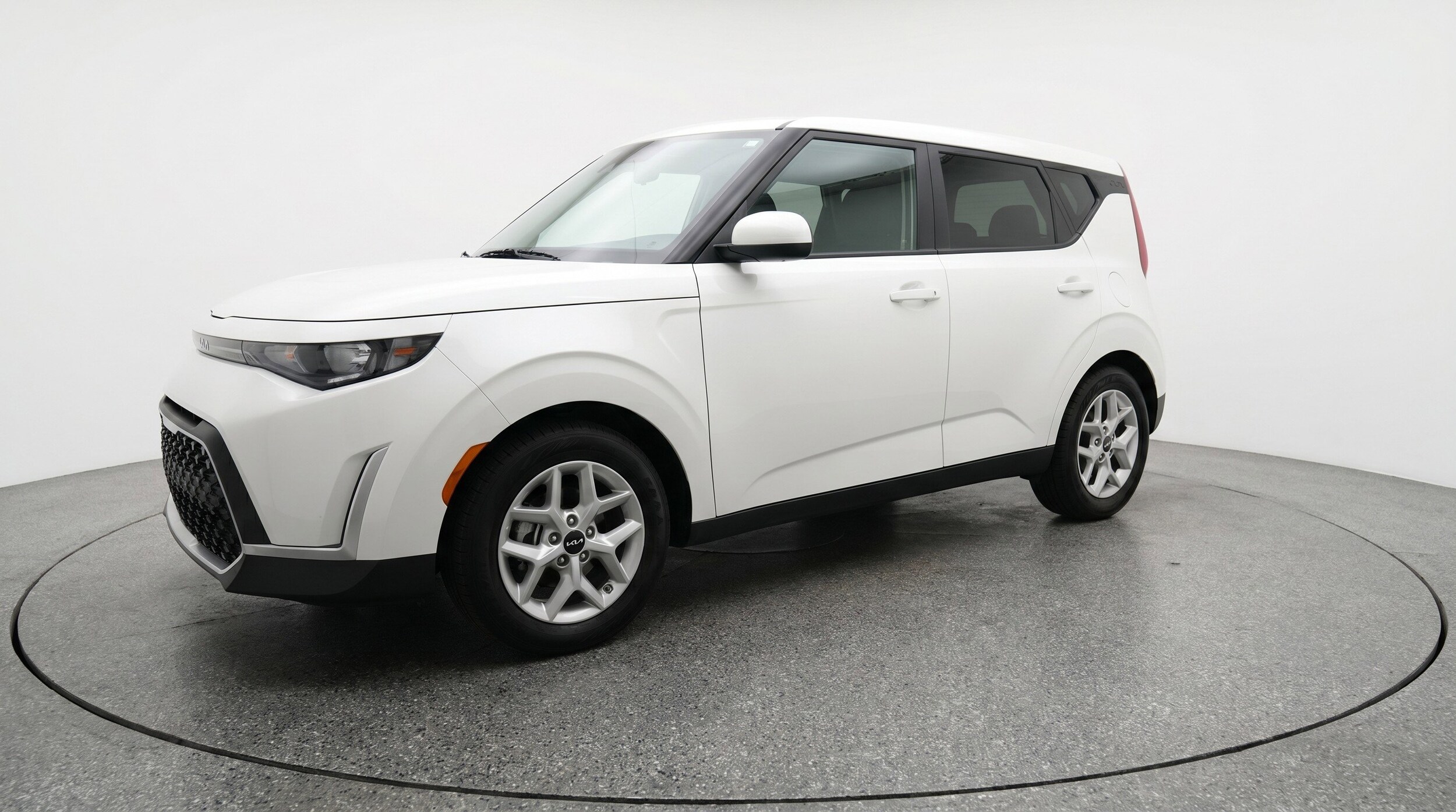 Thumbnail: 2025 Kia Soul - 3