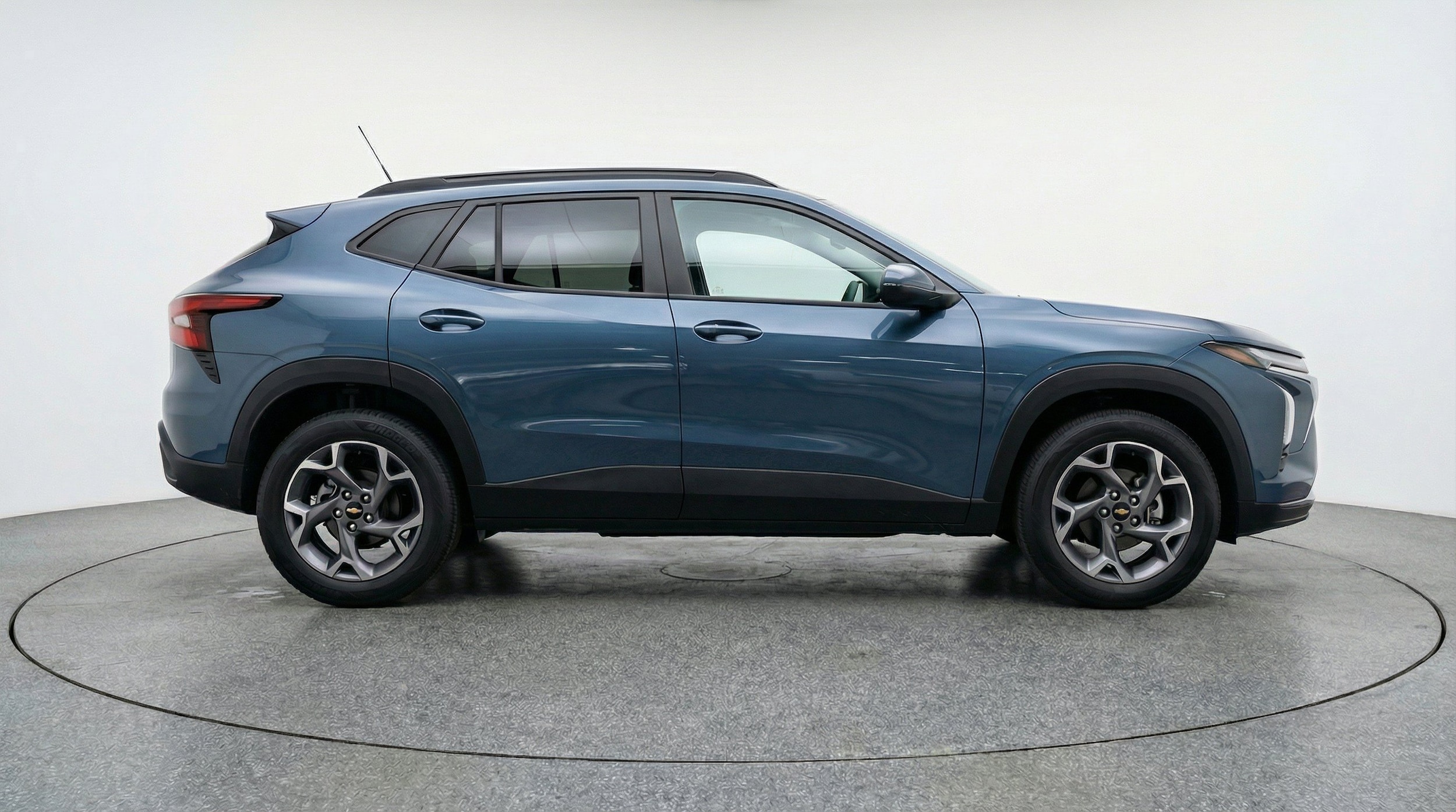 Thumbnail: 2025 Chevrolet Trax - 11