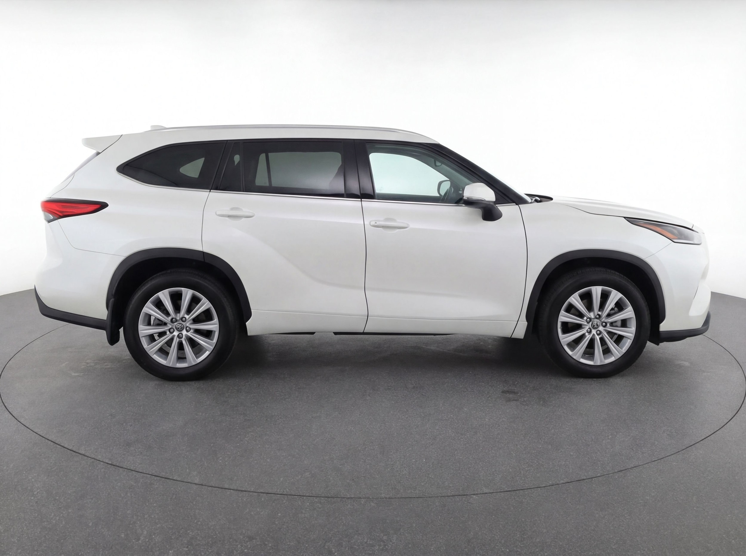 Thumbnail: 2024 Toyota Grand Highlander - 11