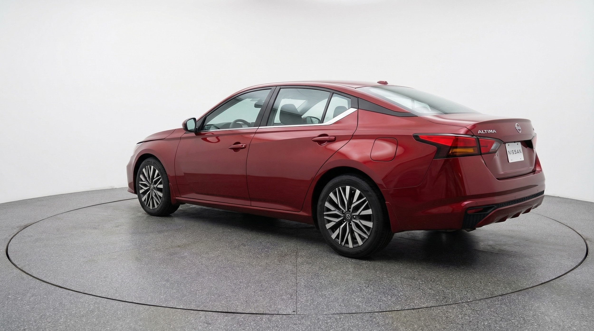 Thumbnail: 2025 Nissan Altima - 5