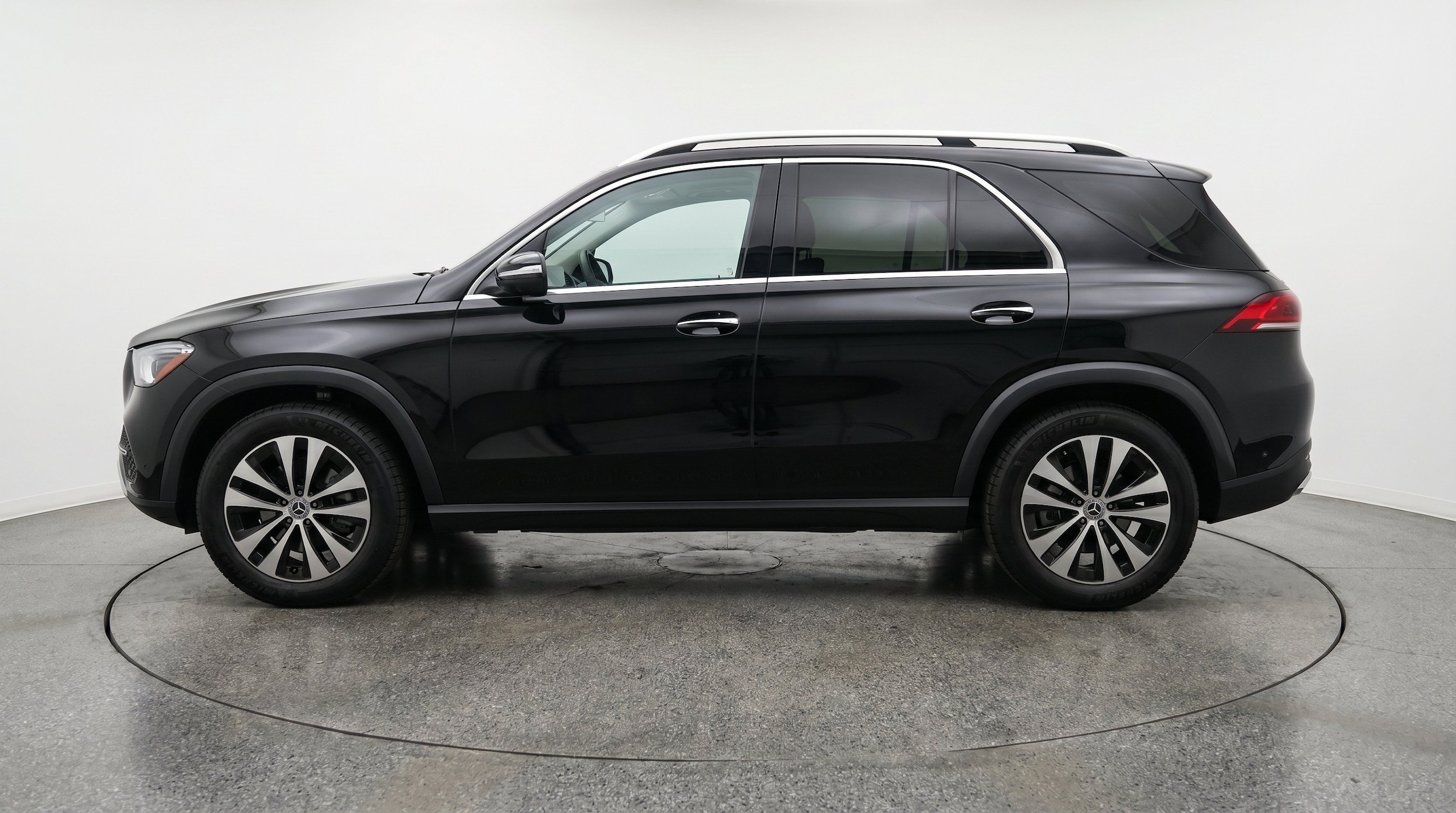 Thumbnail: 2026 Mercedes-Benz GLE - 5