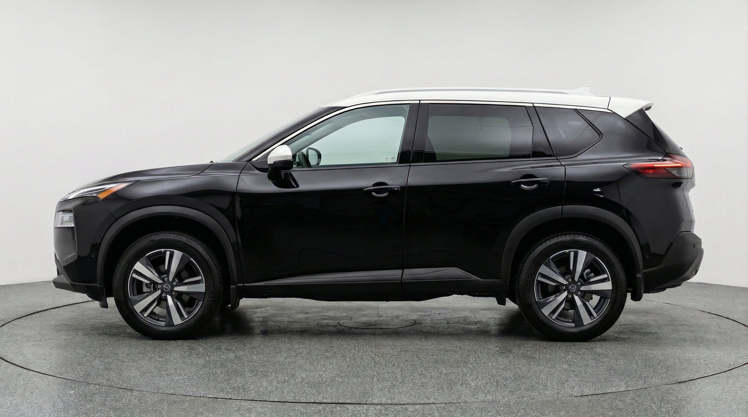 Thumbnail: 2026 Nissan Rogue - 5