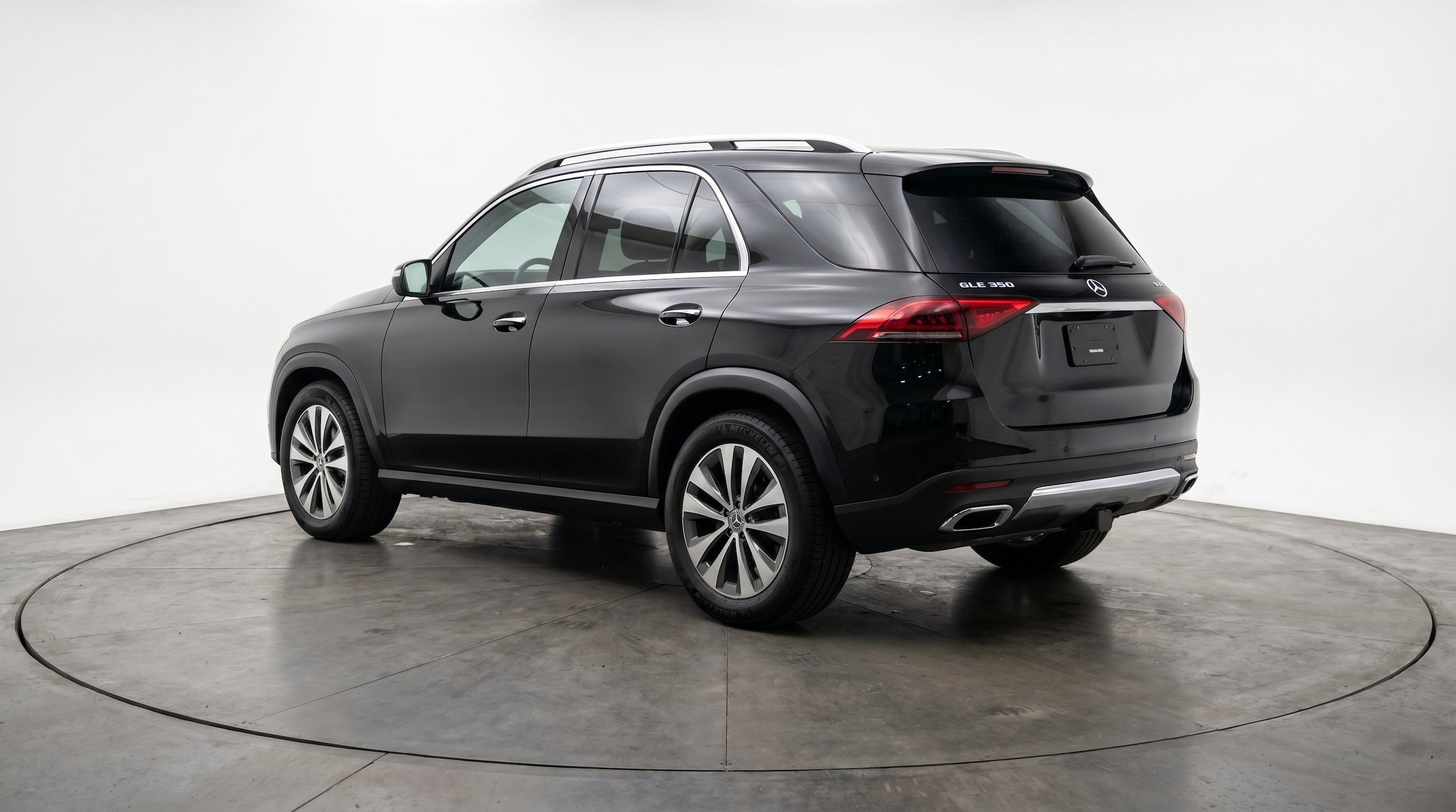 Thumbnail: 2026 Mercedes-Benz GLE - 6