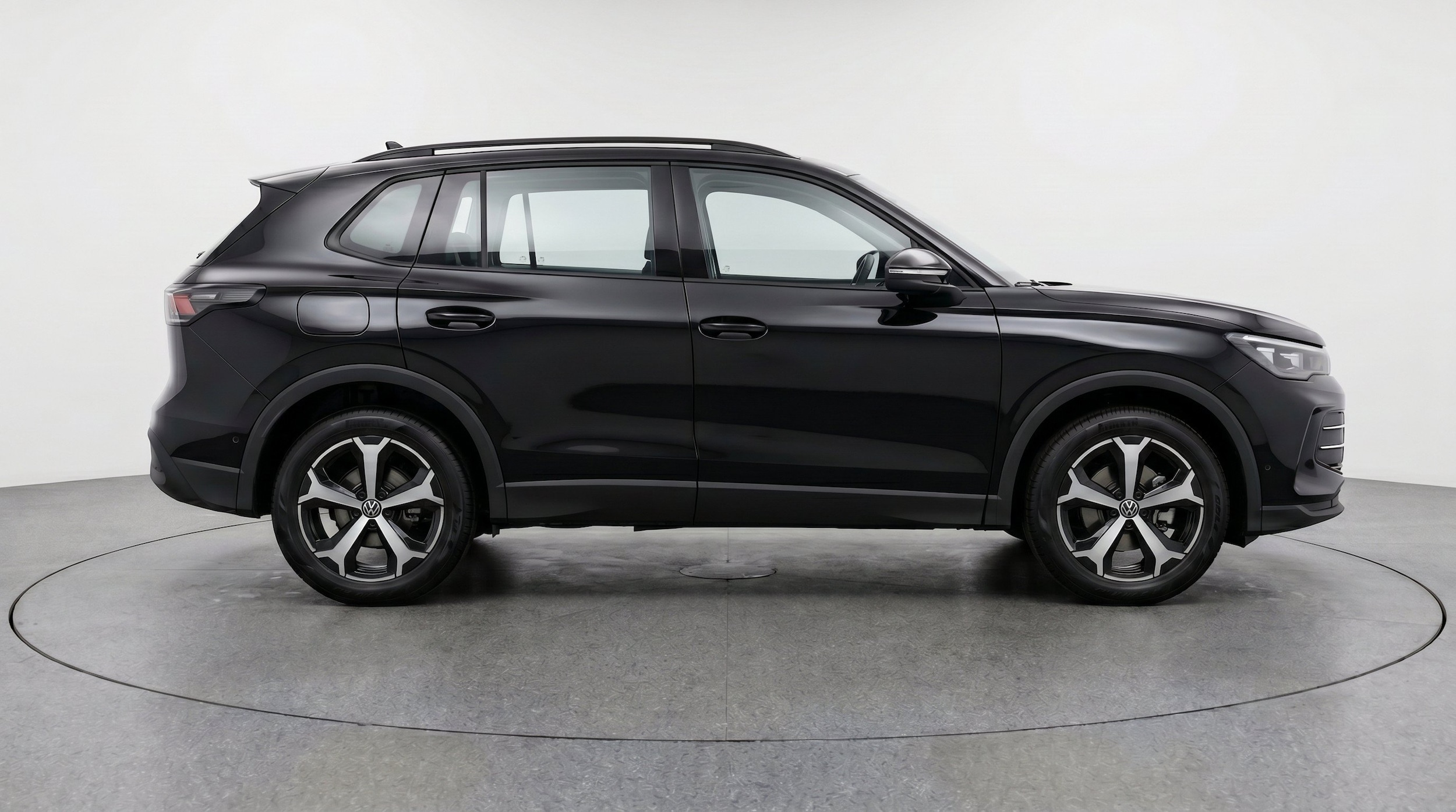 Thumbnail: 2026 Volkswagen Tiguan - 11