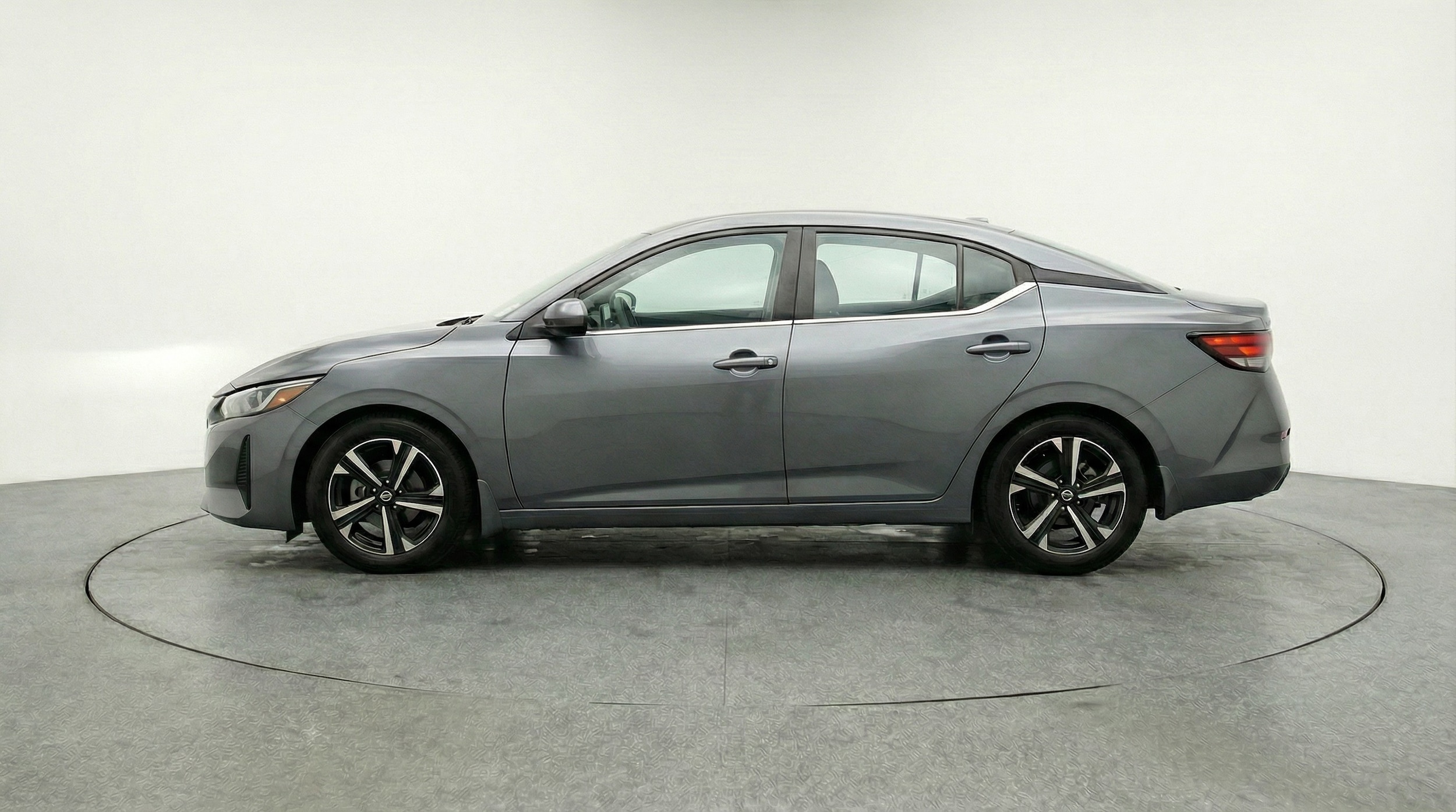 Thumbnail: 2025 Nissan Sentra - 4