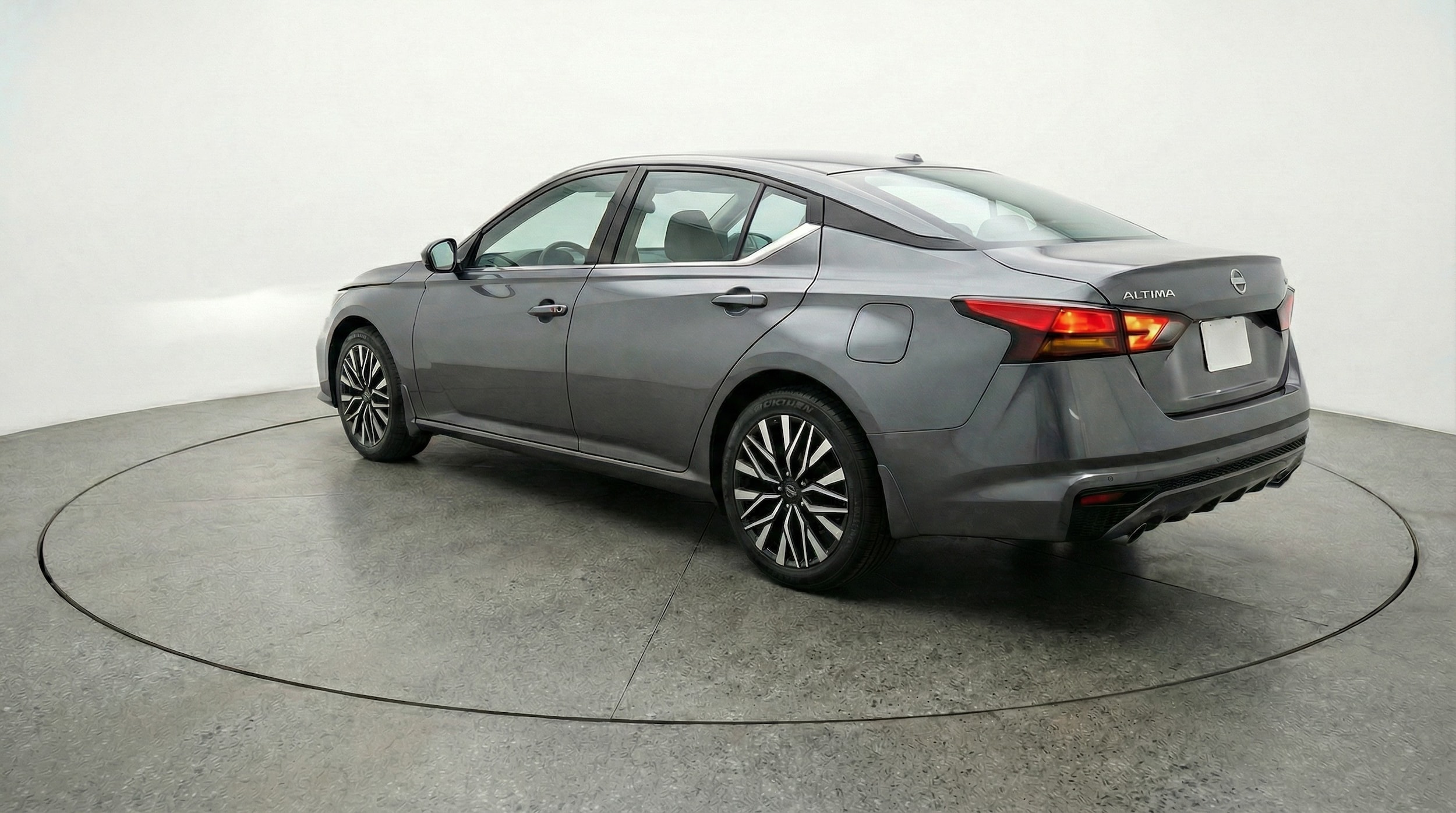 Thumbnail: 2025 Nissan Altima - 5