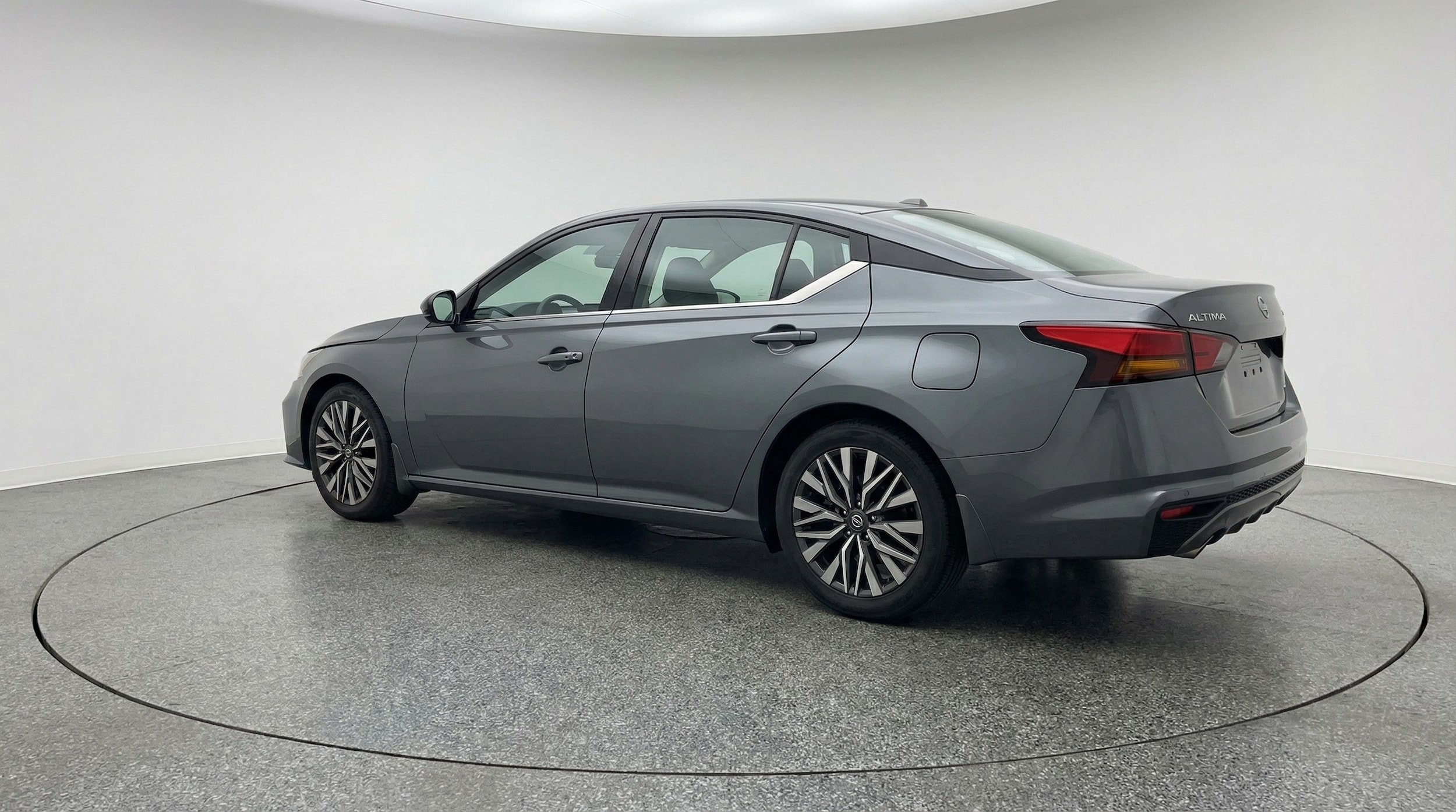 Thumbnail: 2025 Nissan Altima - 5