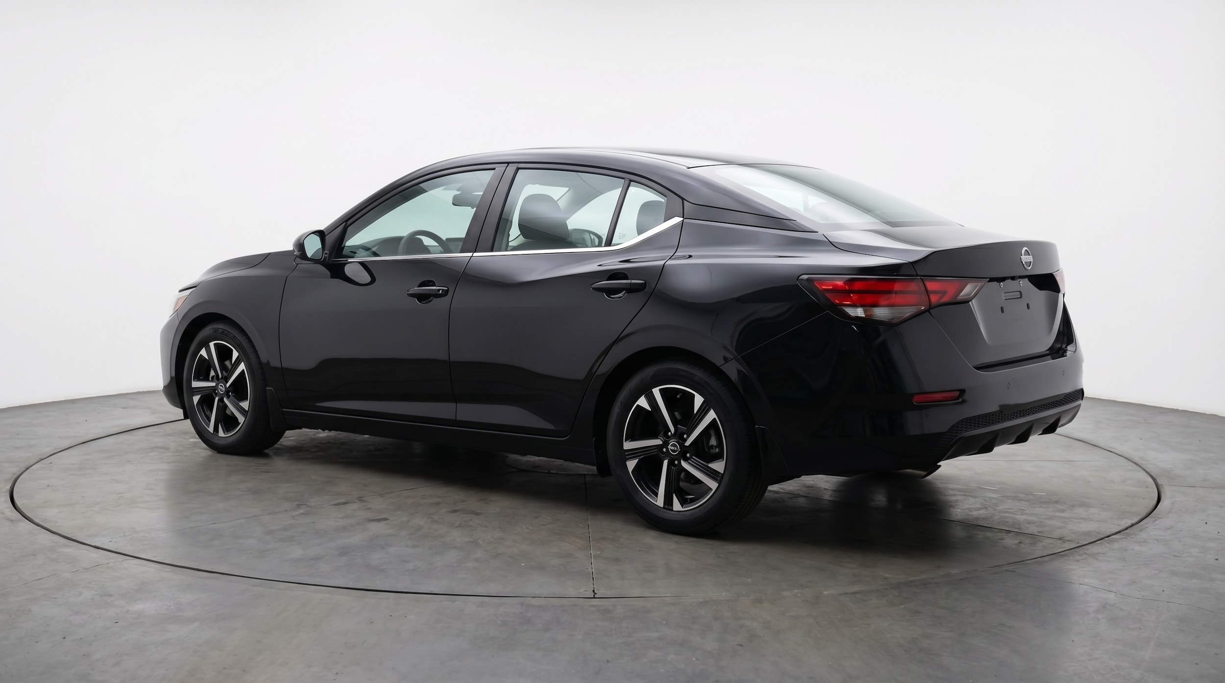 Thumbnail: 2025 Nissan Sentra - 5