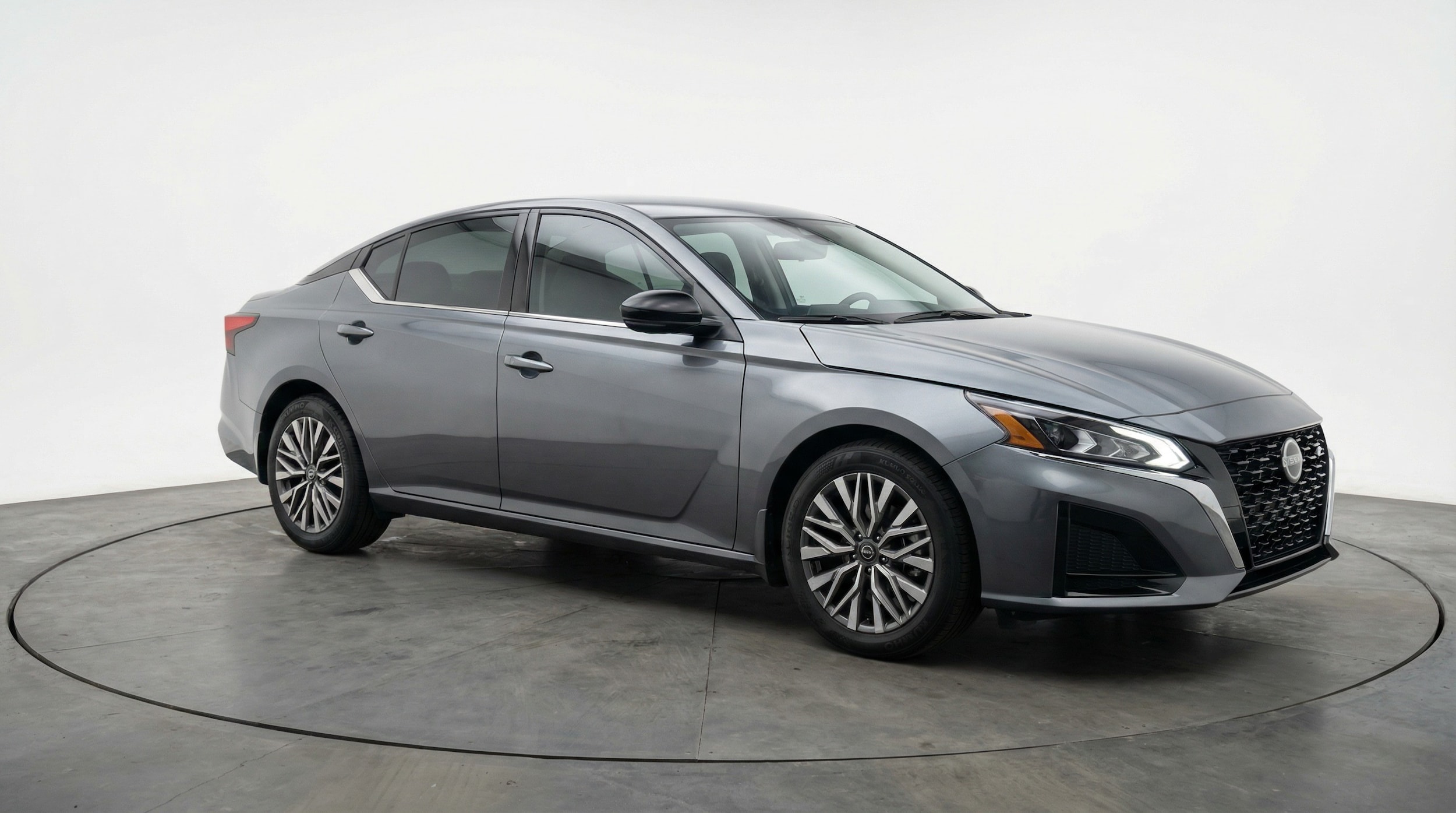 Thumbnail: 2025 Nissan Altima - 1