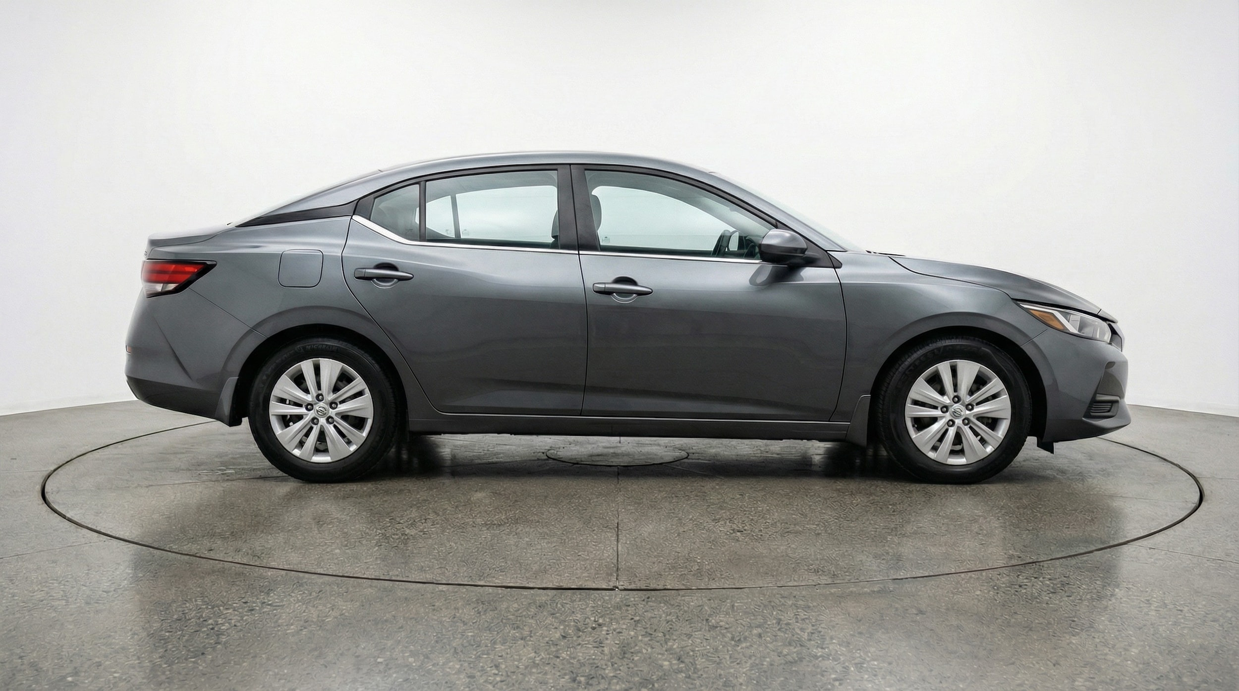 Thumbnail: 2025 Nissan Sentra - 8