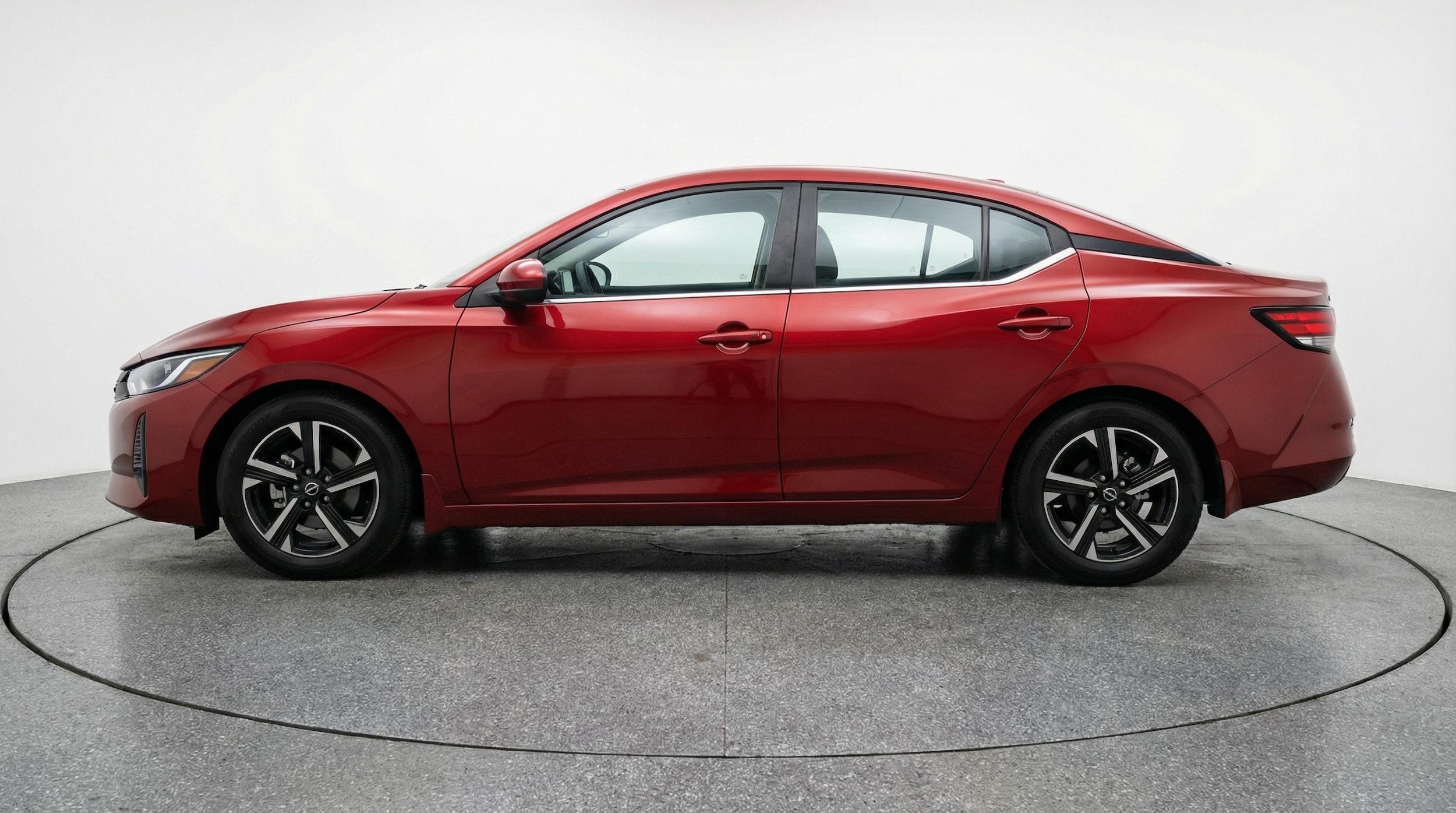 Thumbnail: 2025 Nissan Sentra - 4