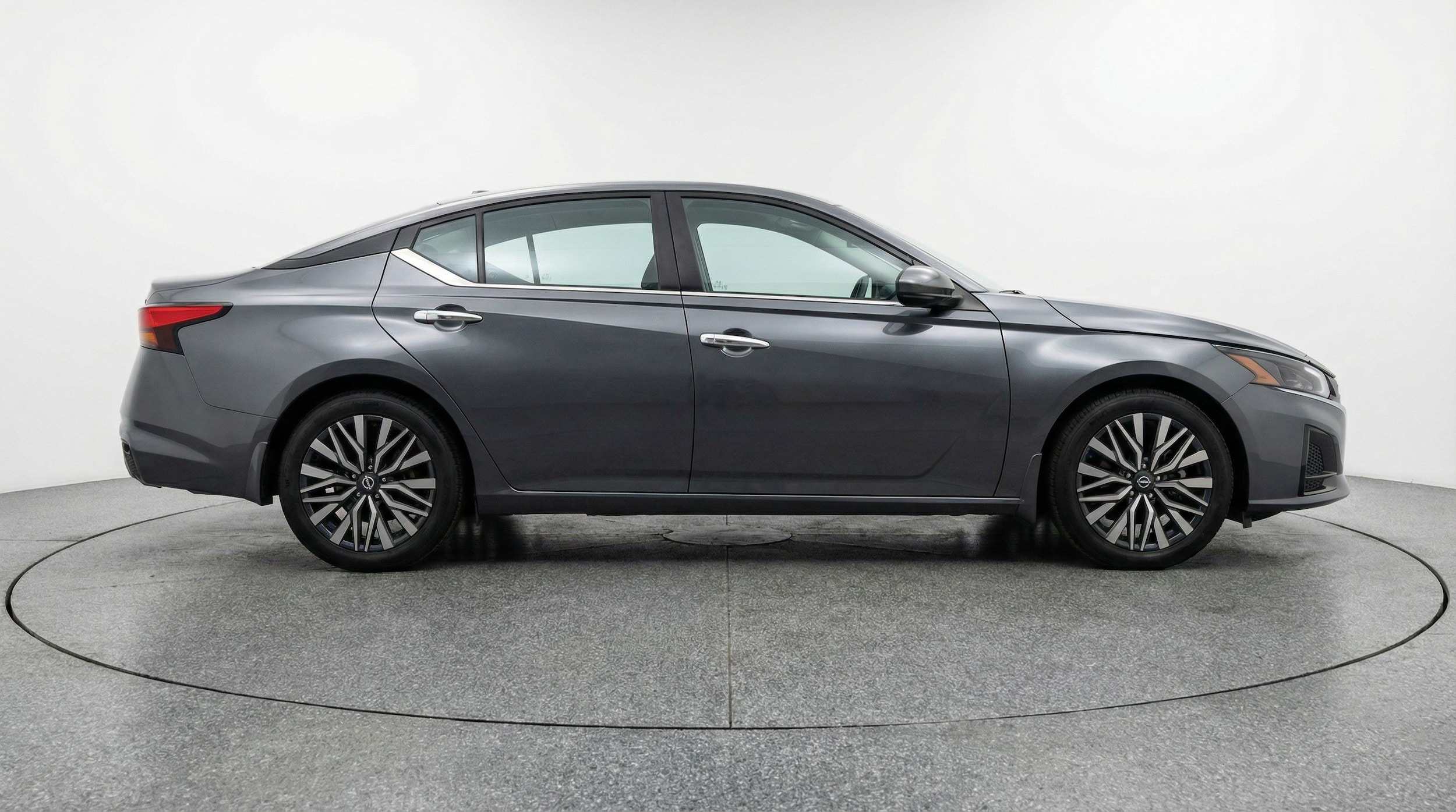 Thumbnail: 2025 Nissan Altima - 8