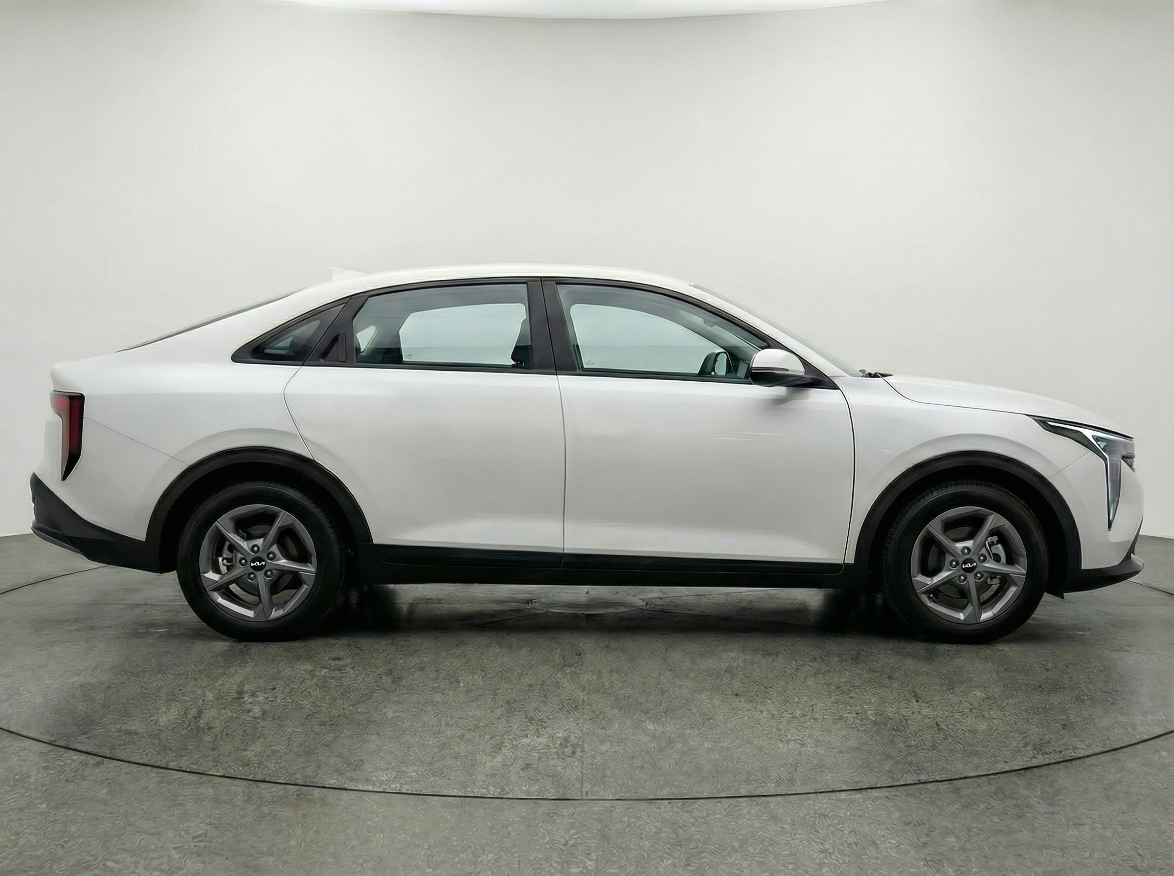 Thumbnail: 2025 Kia K4 - 8