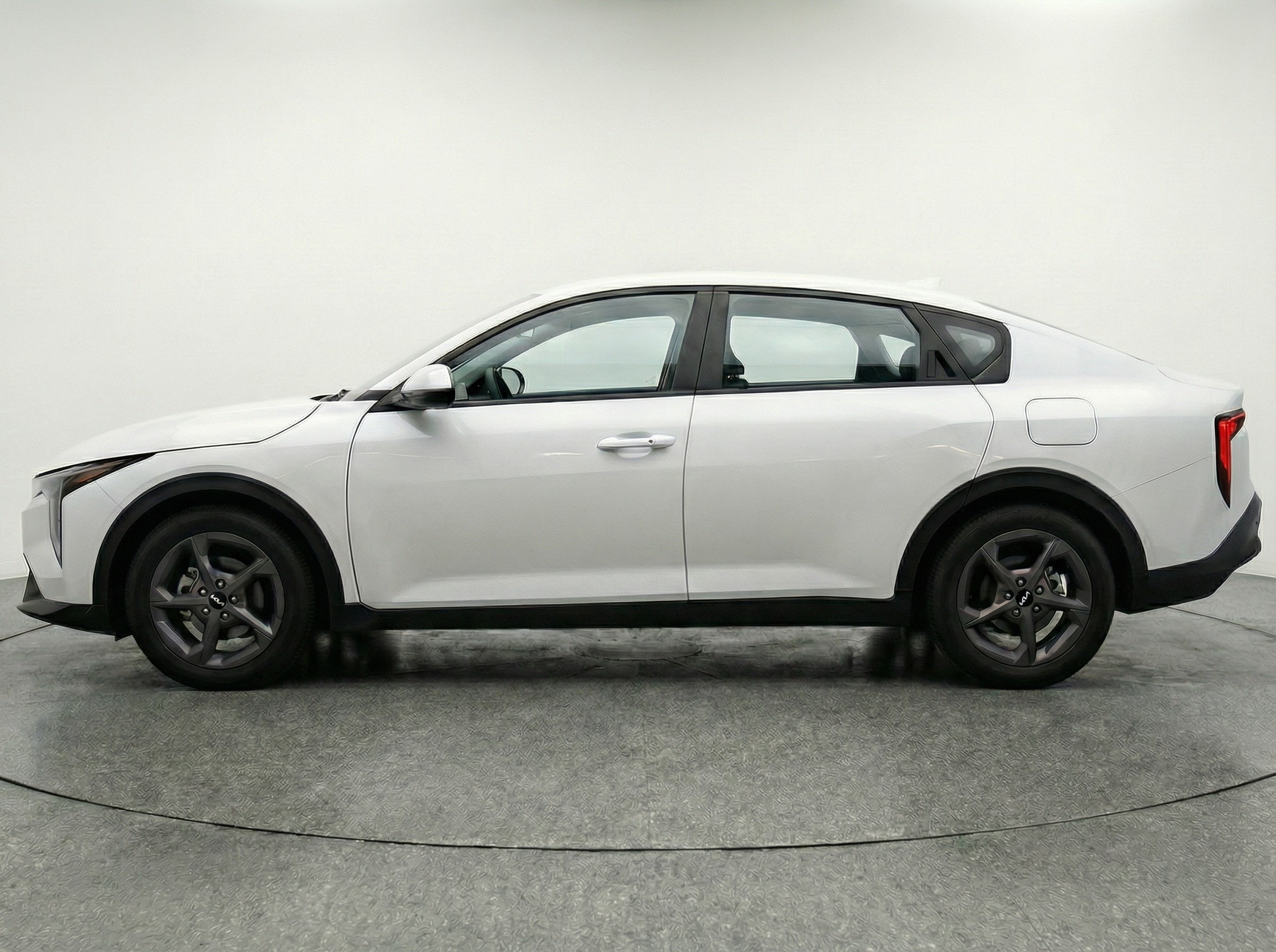 Thumbnail: 2025 Kia K4 - 4