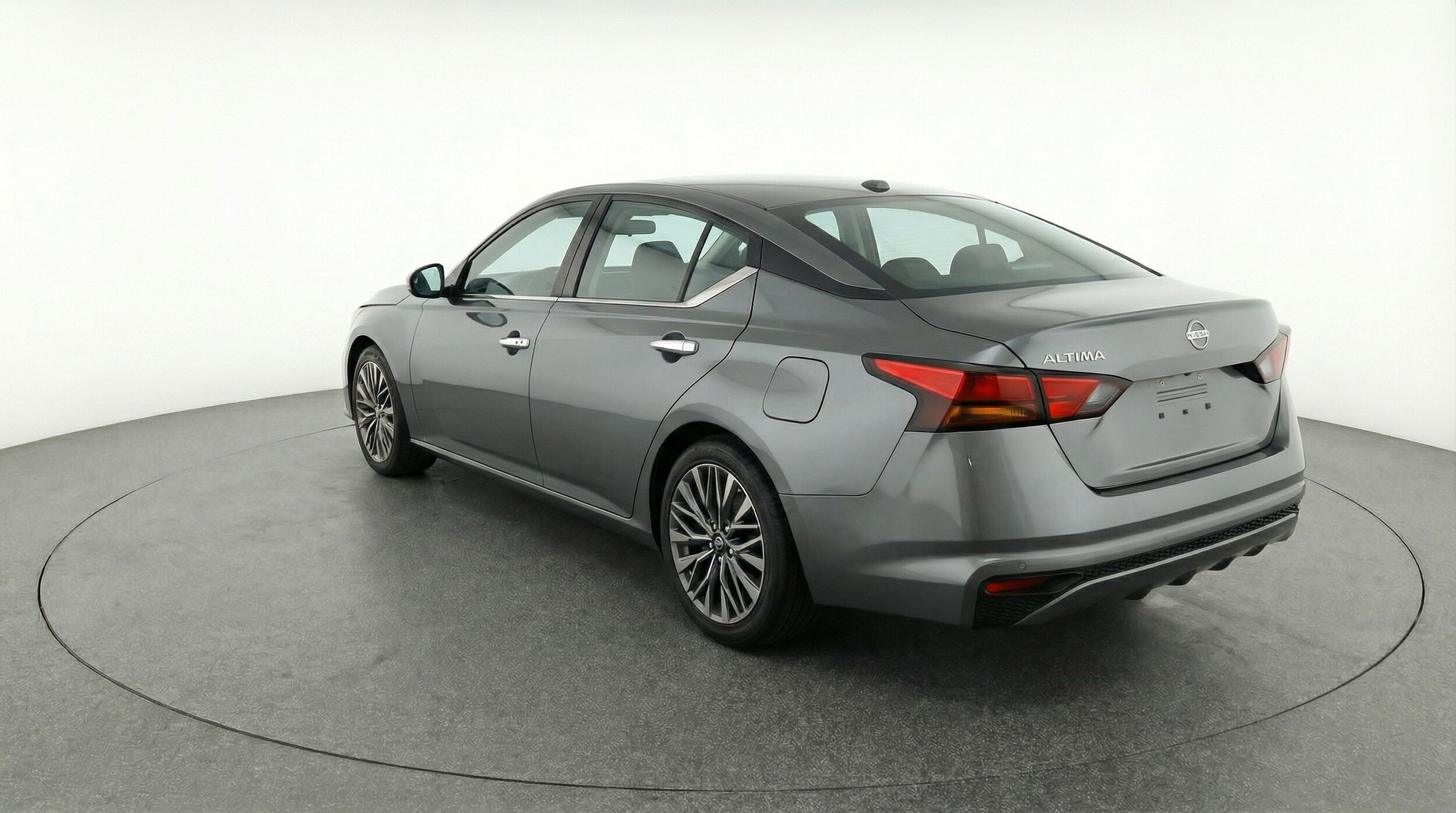 Thumbnail: 2025 Nissan Altima - 5