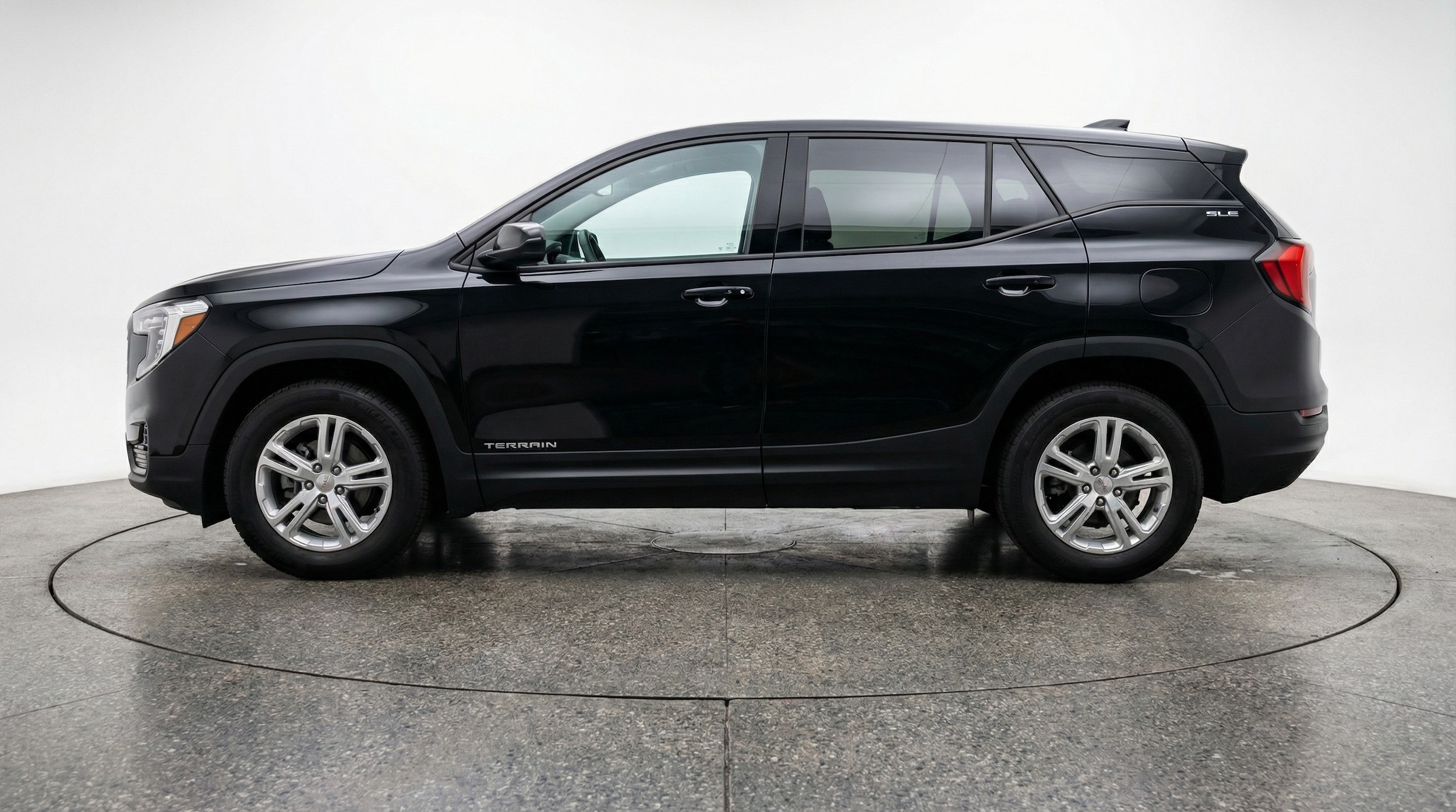 Thumbnail: 2024 GMC Terrain - 4