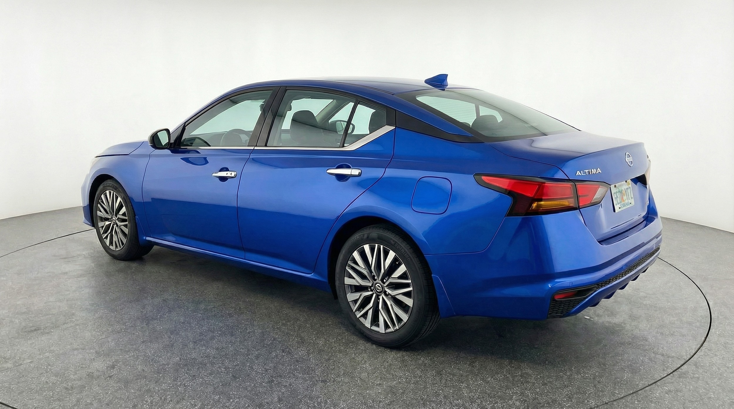 Thumbnail: 2025 Nissan Altima - 5