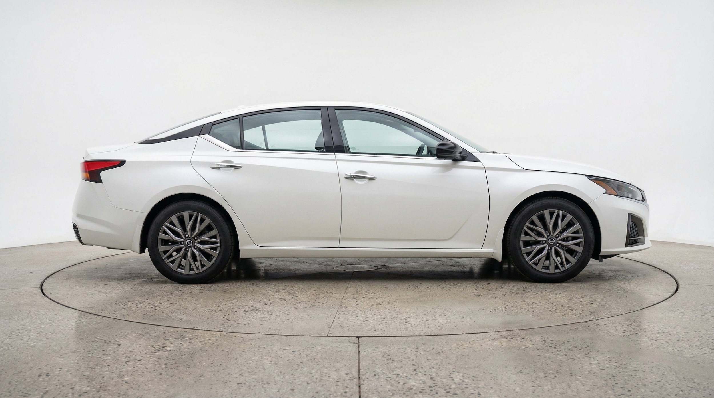 Thumbnail: 2025 Nissan Altima - 11
