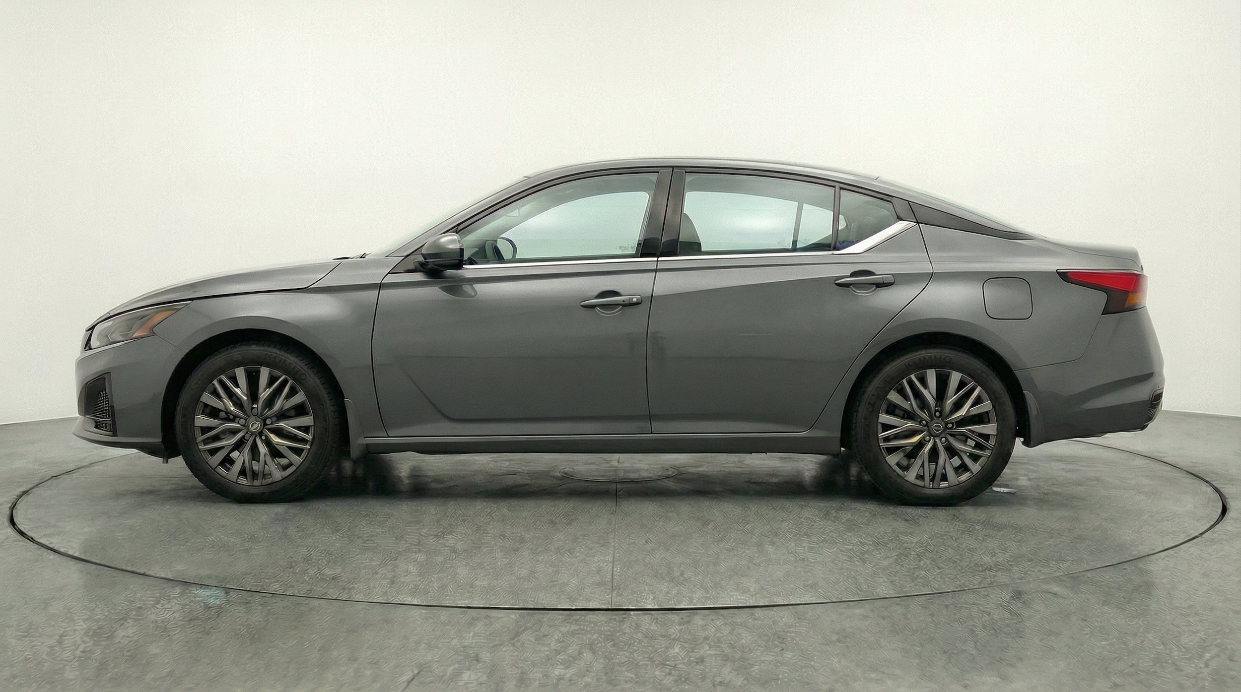 Thumbnail: 2026 Nissan Altima - 5