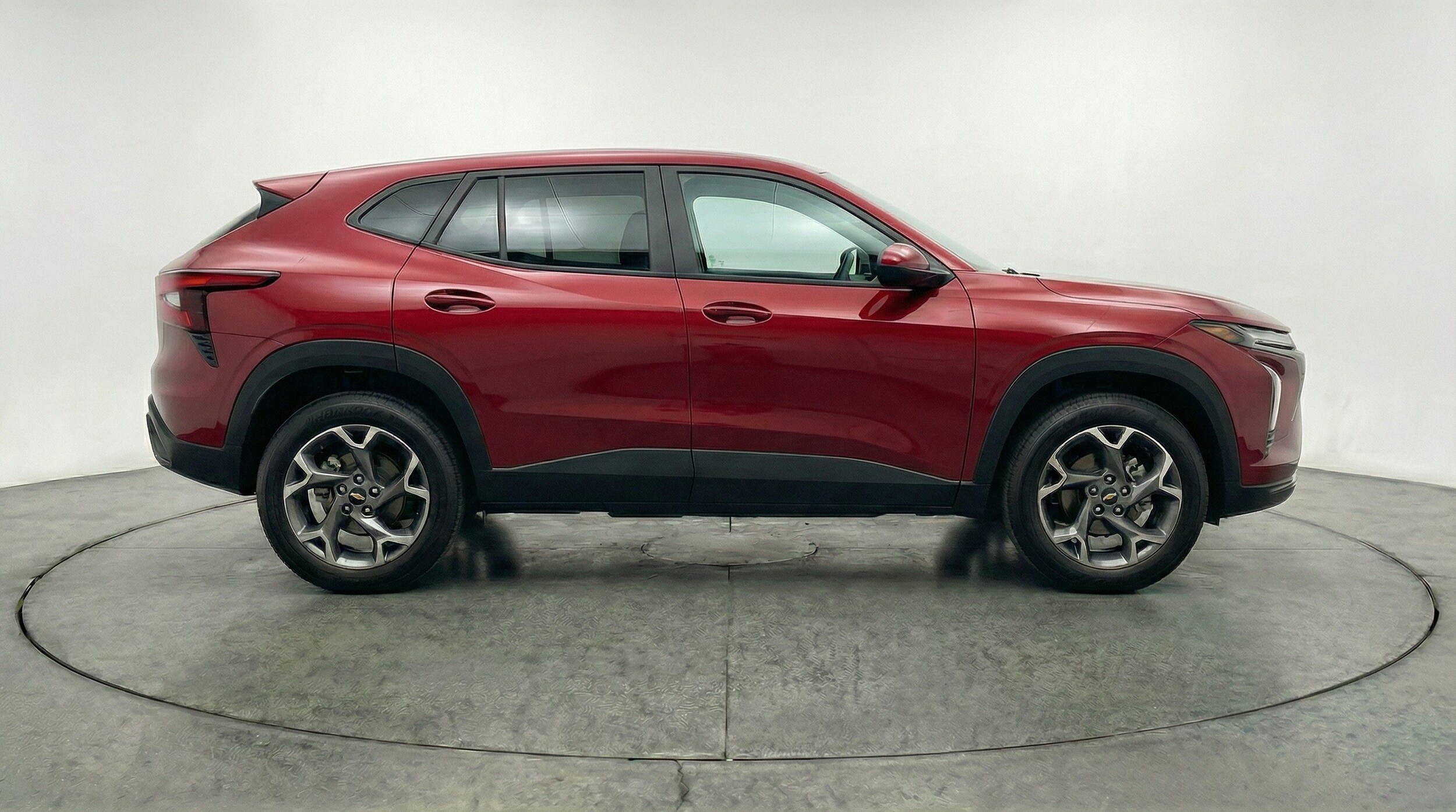 Thumbnail: 2025 Chevrolet Trax - 11