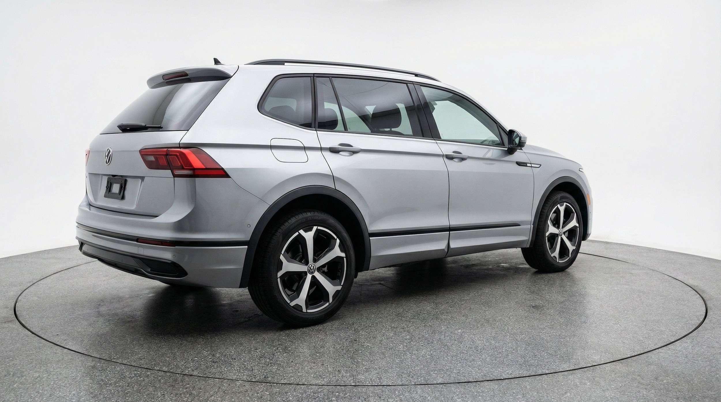 Thumbnail: 2026 Volkswagen Tiguan - 9