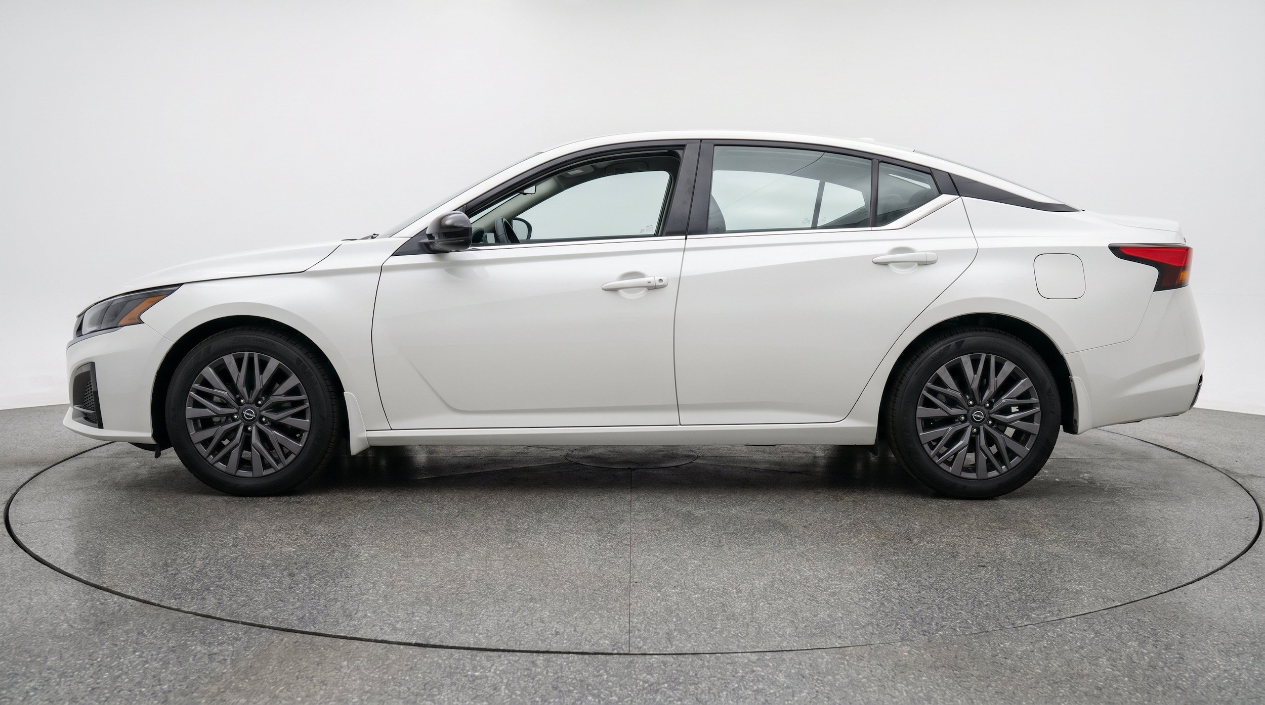 Thumbnail: 2026 Nissan Altima - 5