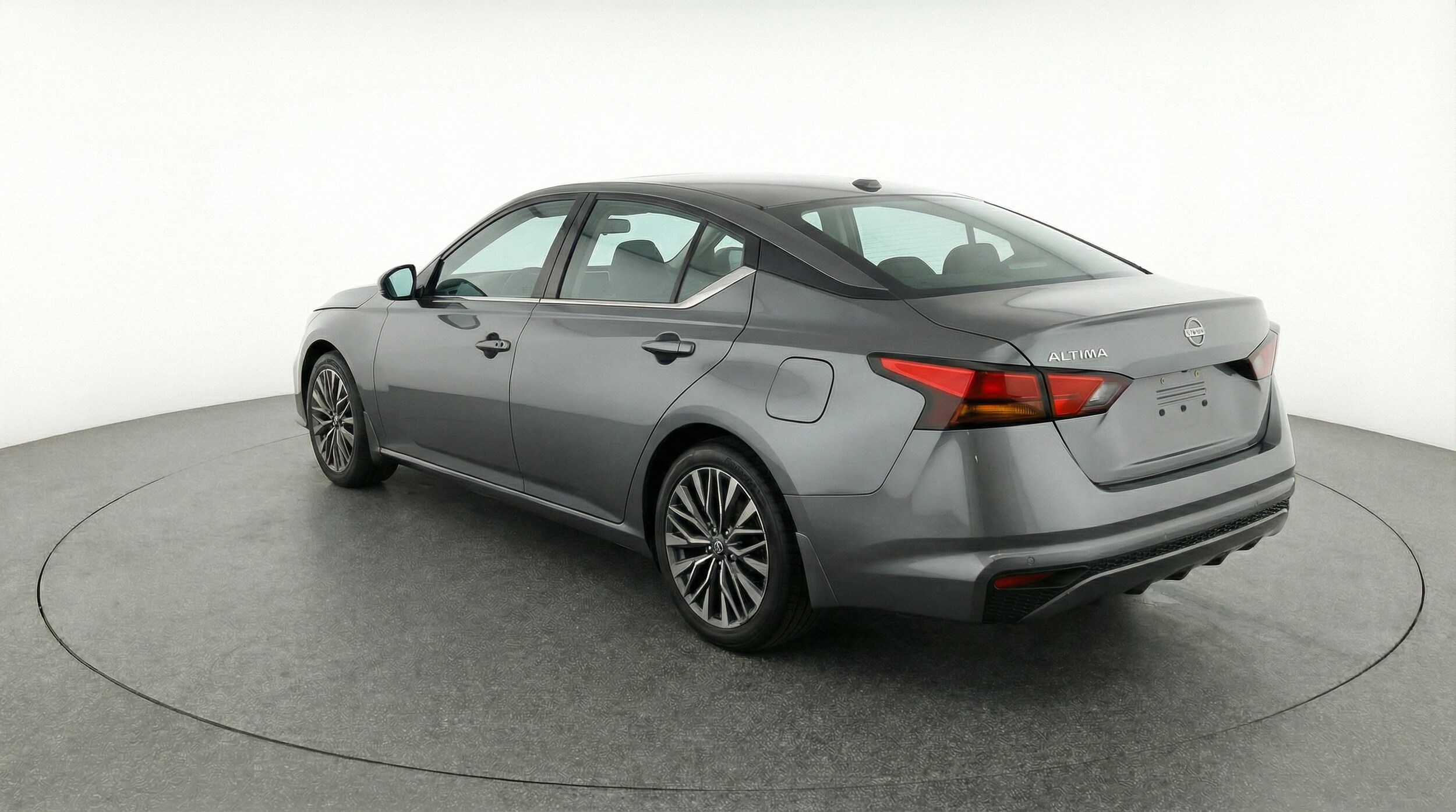 Thumbnail: 2025 Nissan Altima - 5