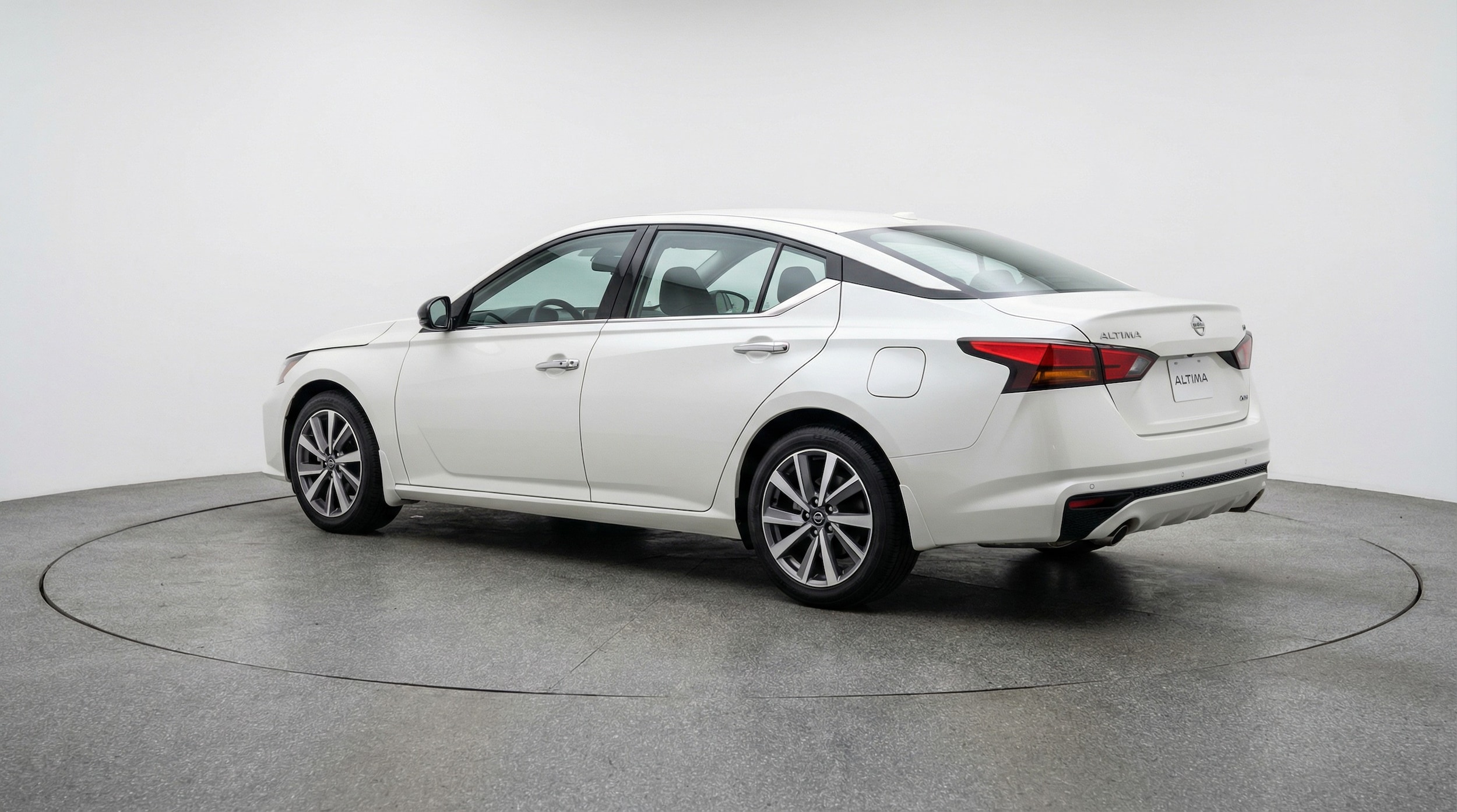 Thumbnail: 2025 Nissan Altima - 5