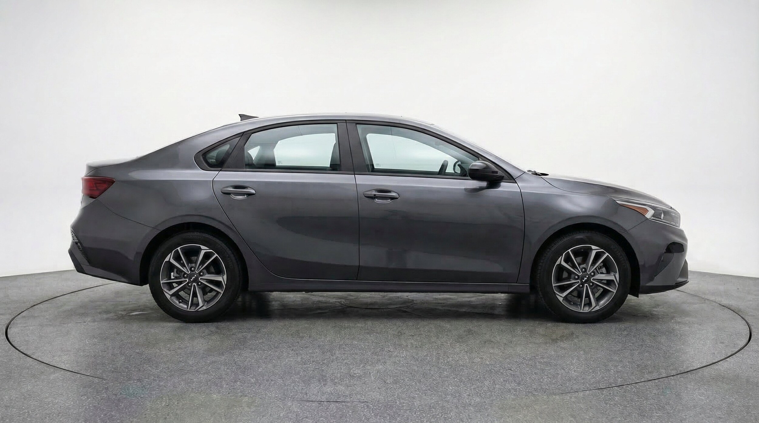 Thumbnail: 2024 Kia Forte - 11