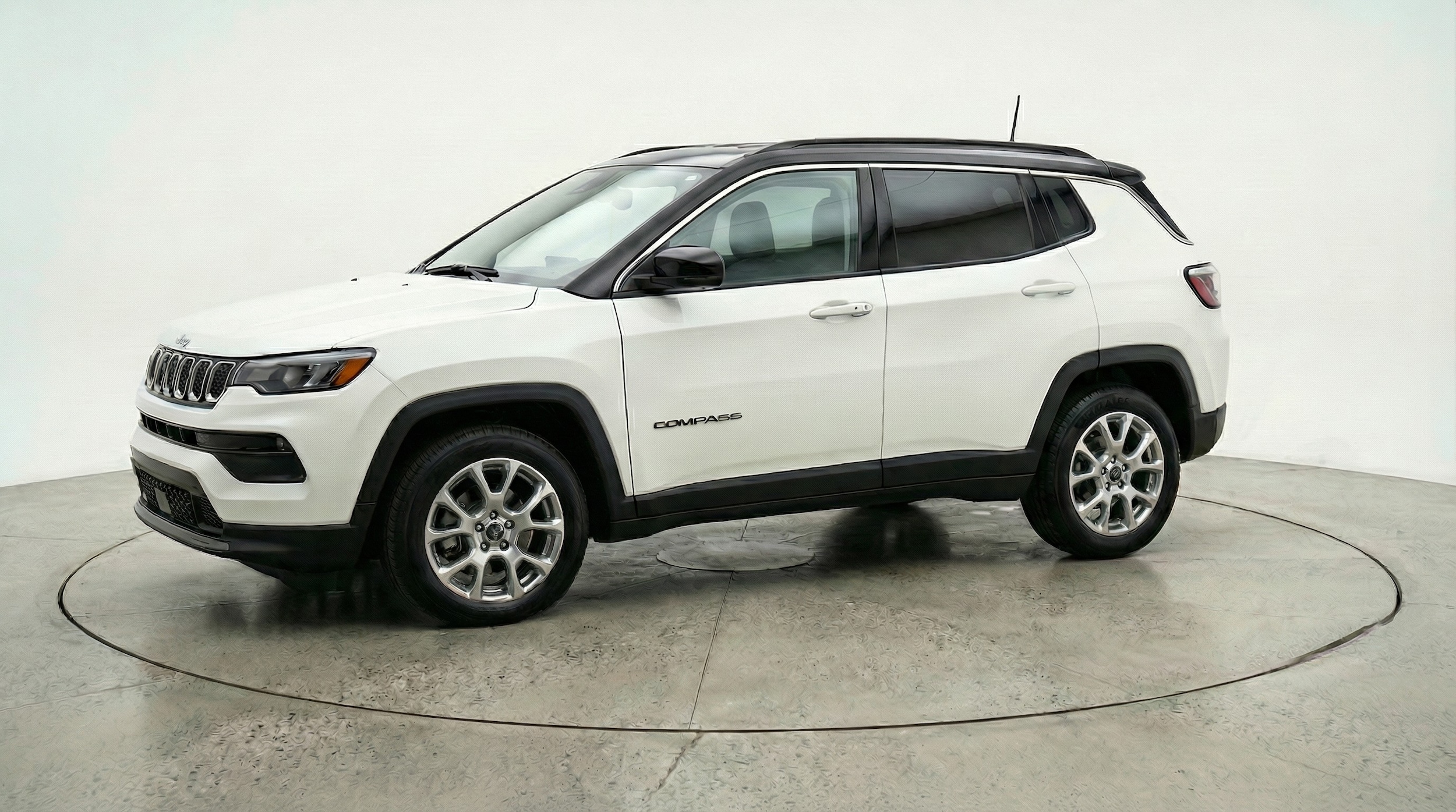 Thumbnail: 2025 Jeep Compass - 3