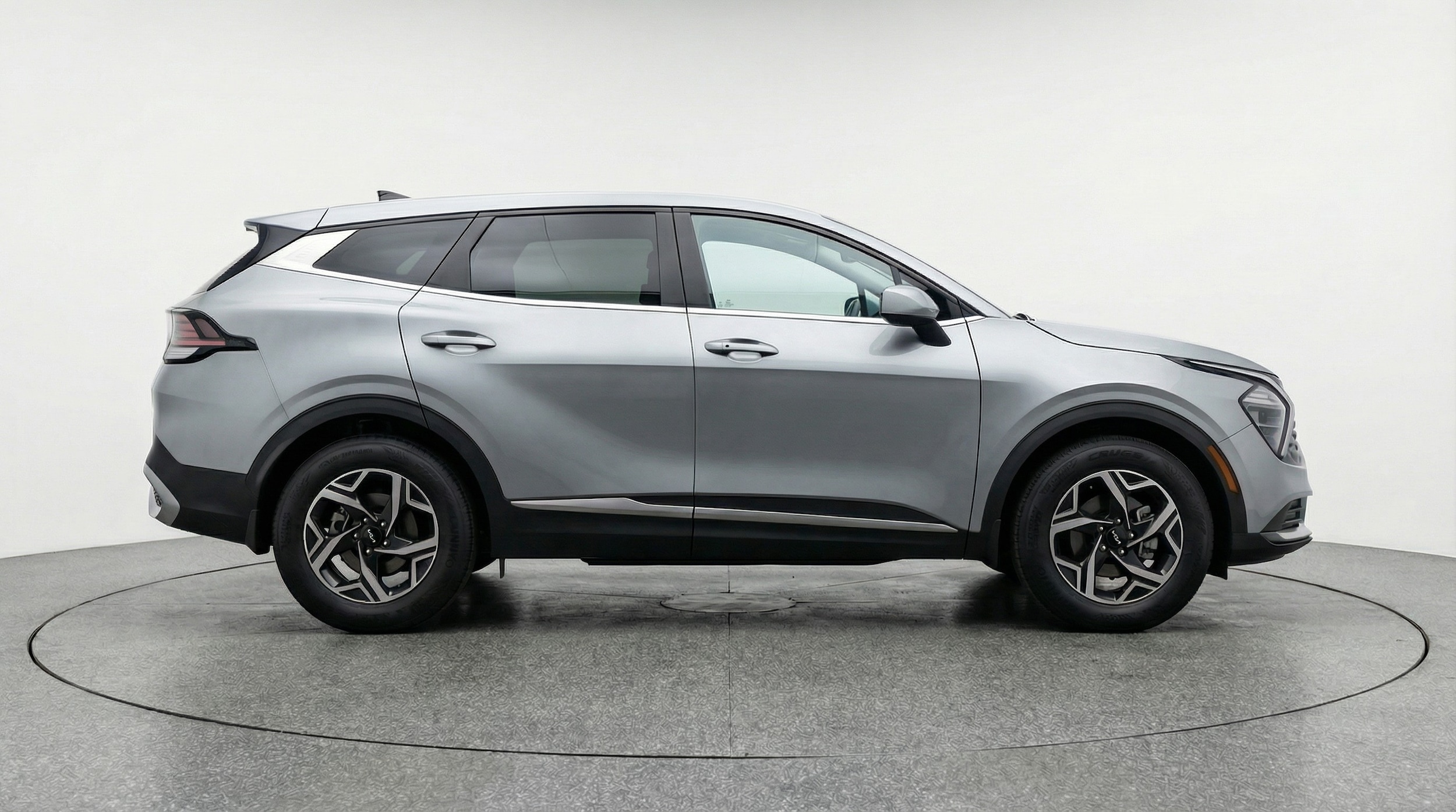 Thumbnail: 2025 Kia Sportage - 8