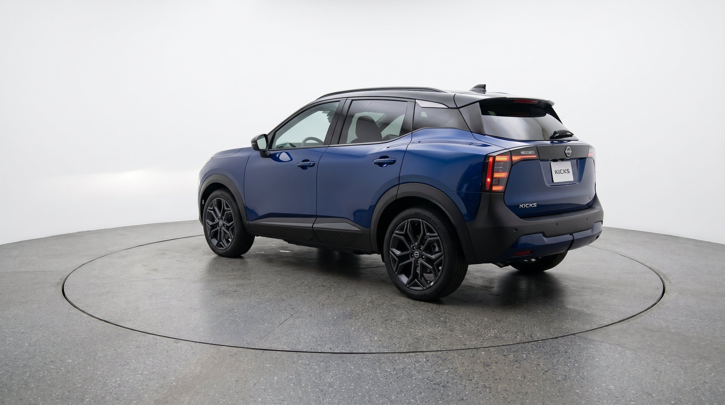 Thumbnail: 2026 Nissan Kicks - 6