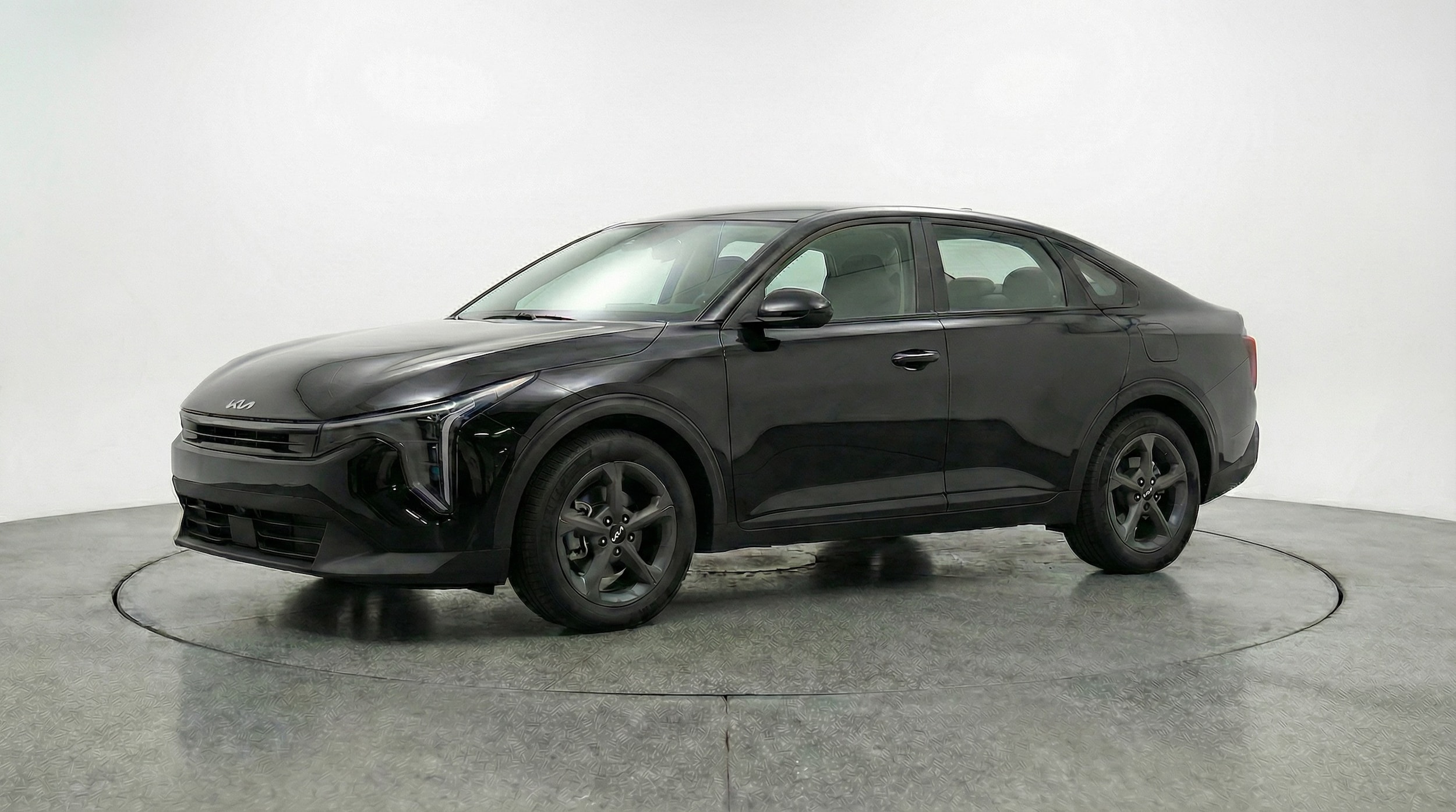 Thumbnail: 2025 Kia K4 - 3