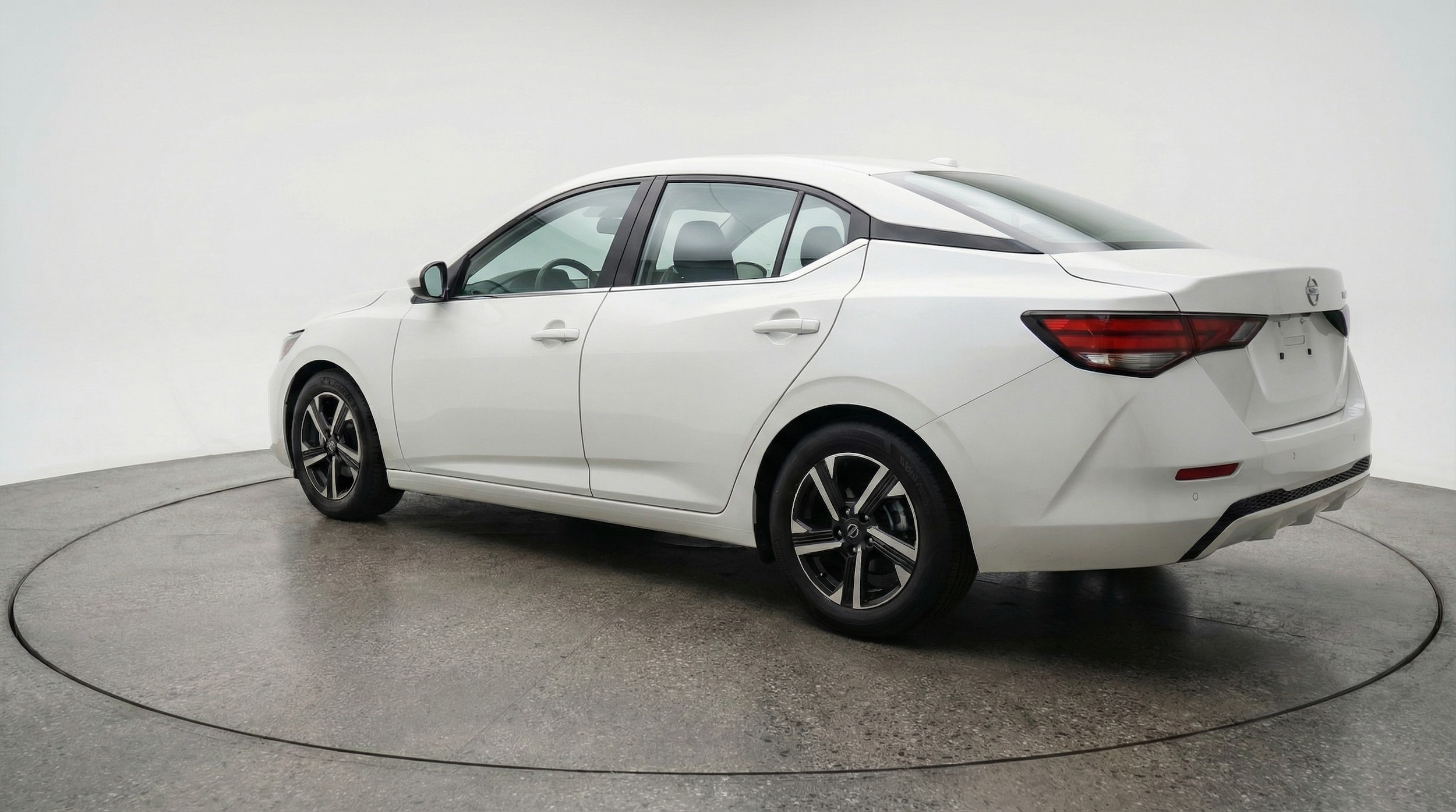 Thumbnail: 2025 Nissan Sentra - 5