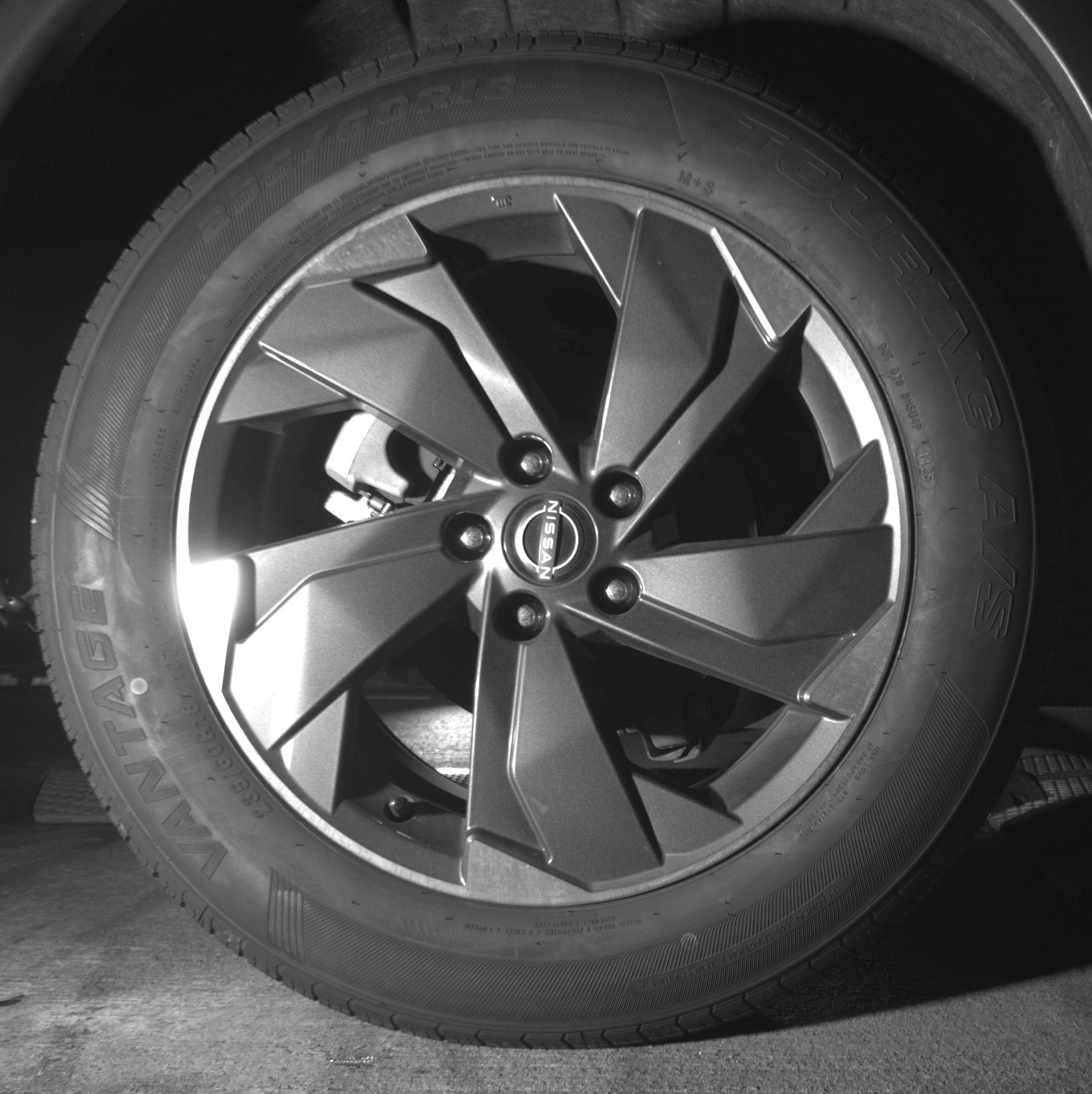 Thumbnail: 2025 Nissan Rogue - 12