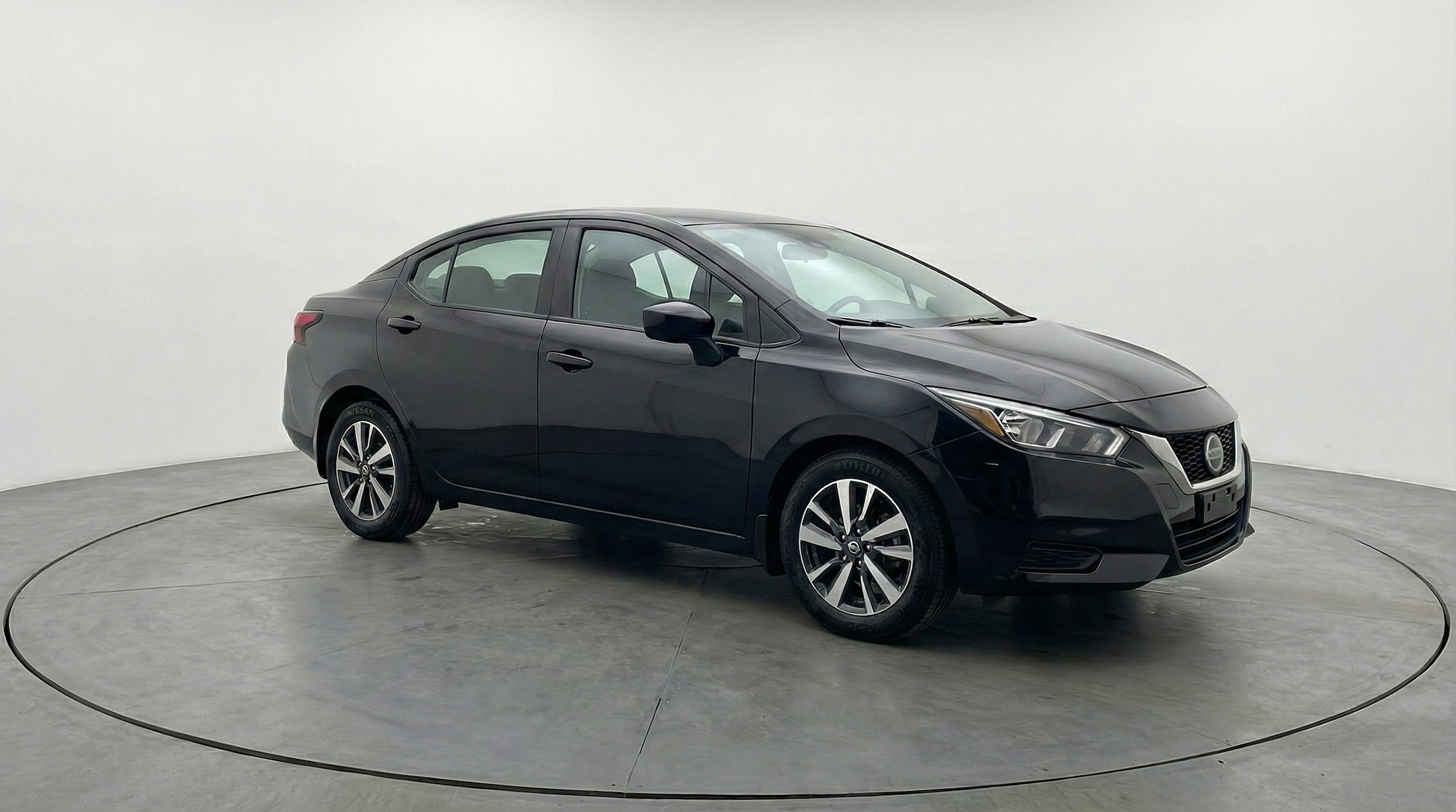 2025 Nissan Versa Sedan SV