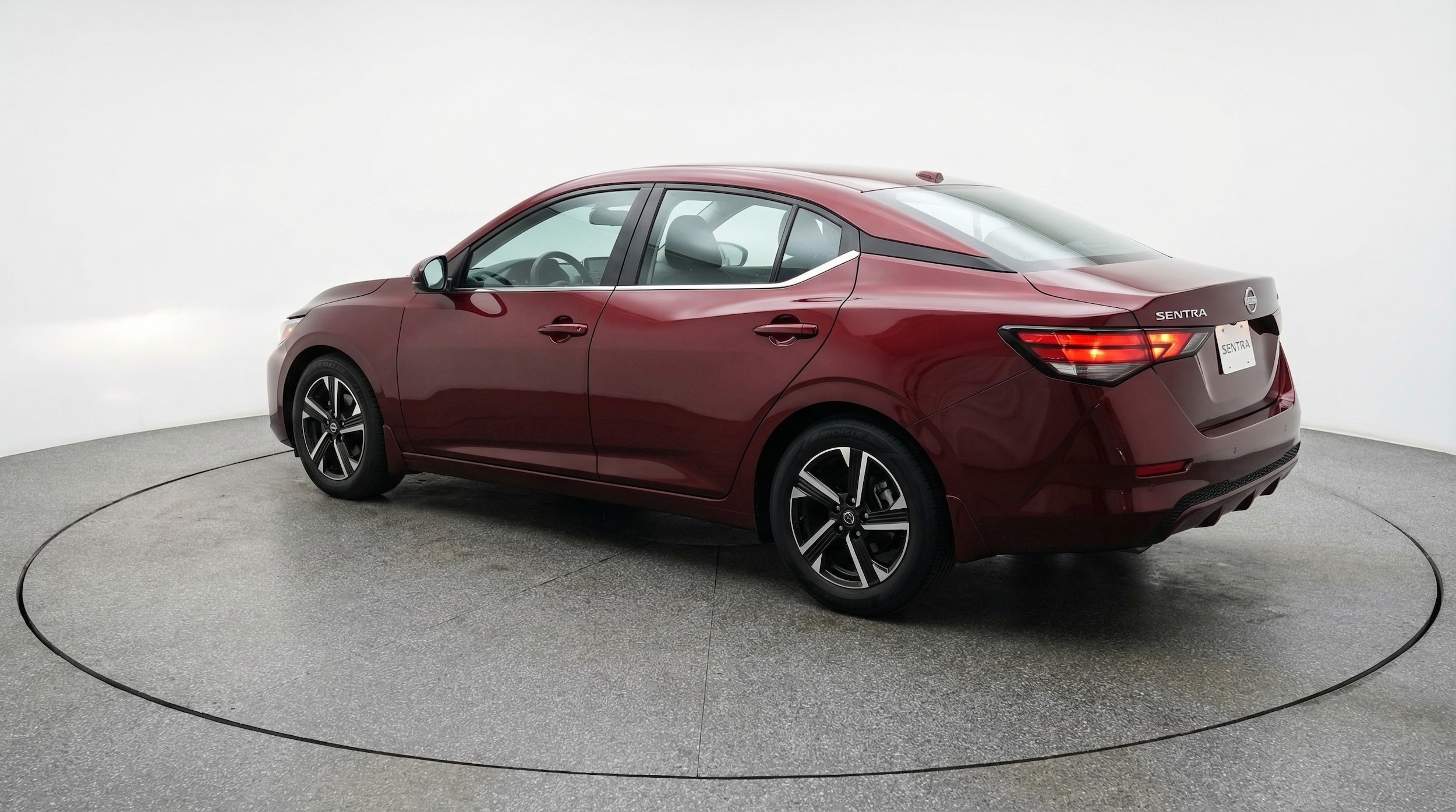 Thumbnail: 2025 Nissan Sentra - 5