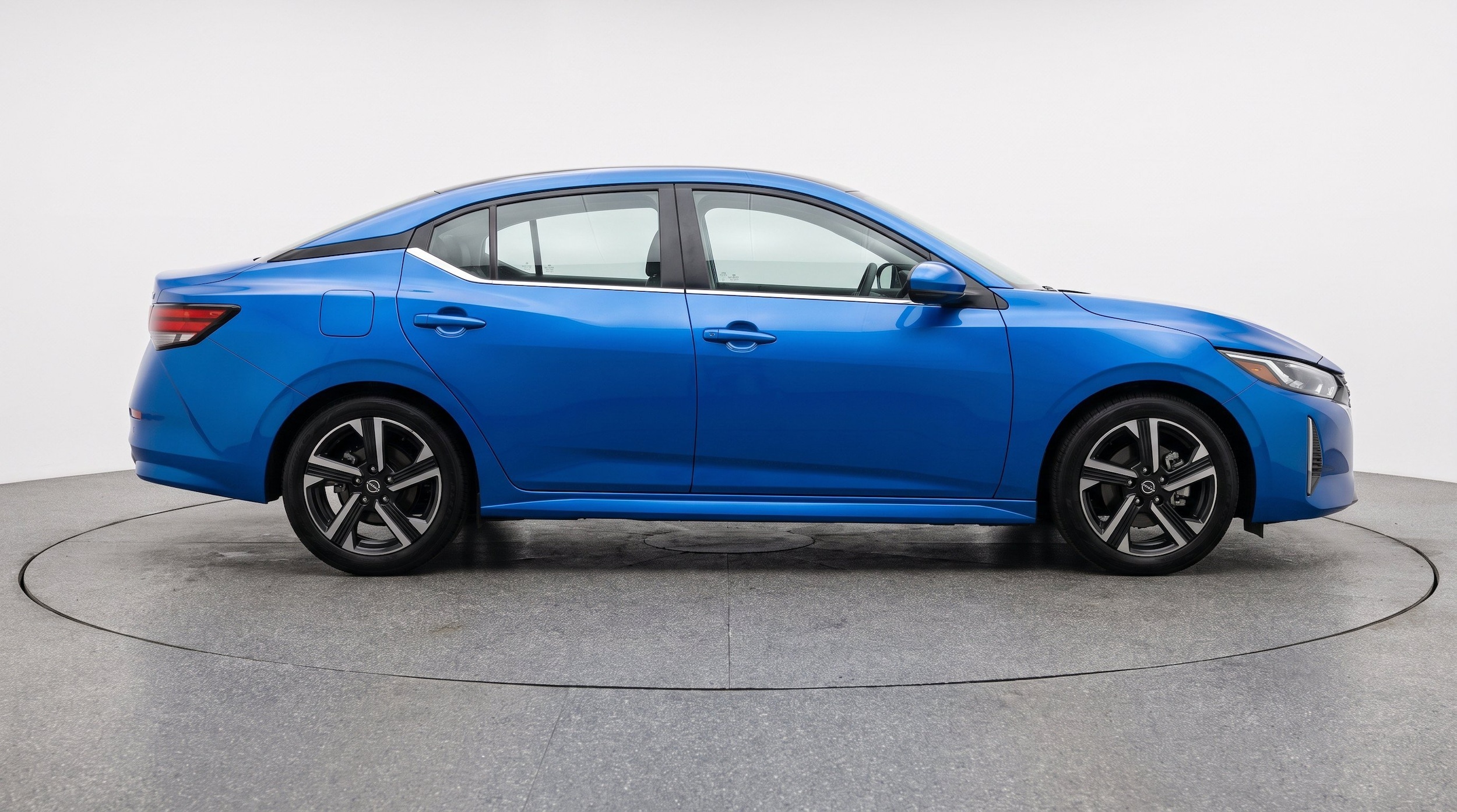 Thumbnail: 2025 Nissan Sentra - 11