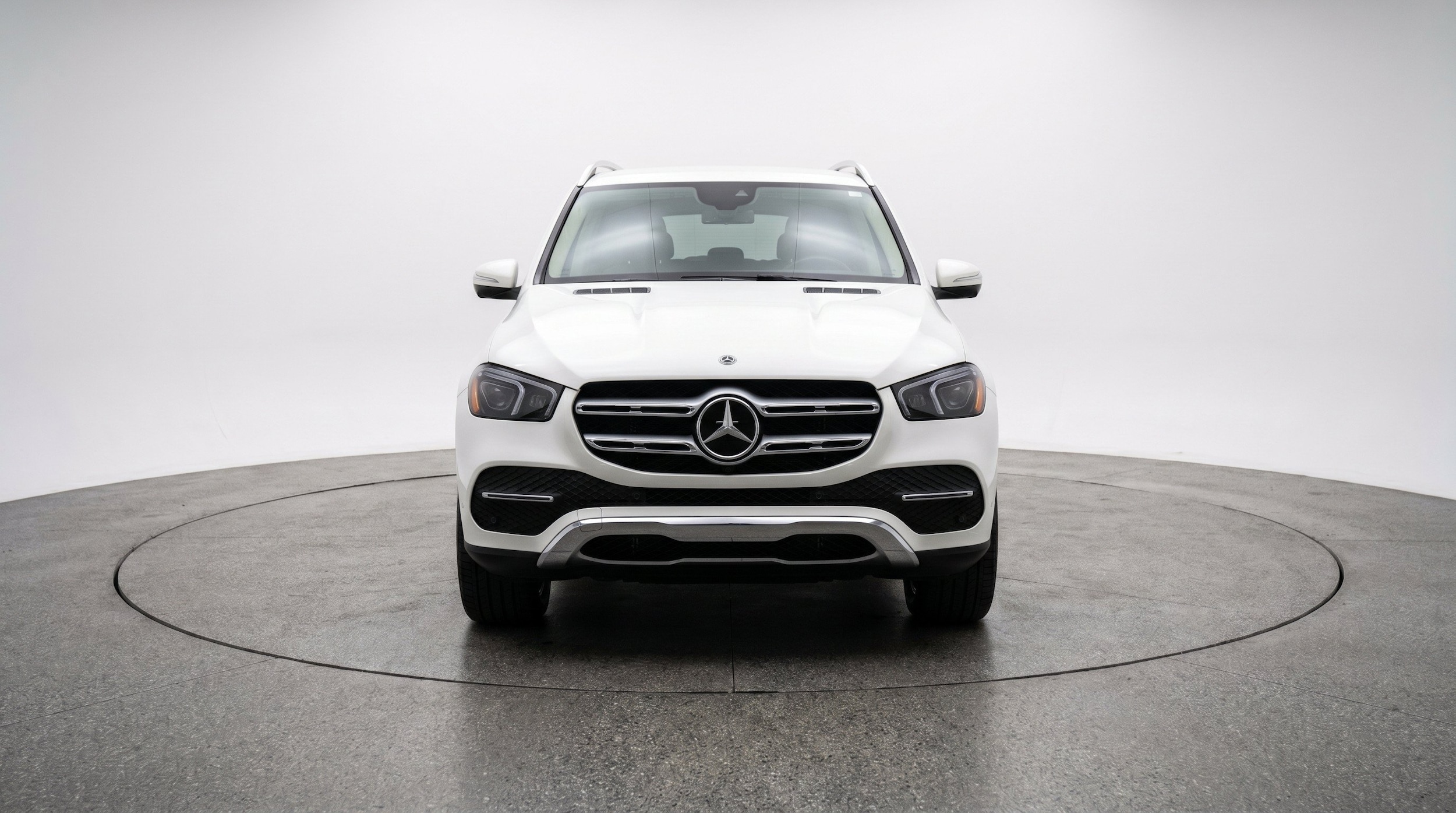 Thumbnail: 2026 Mercedes-Benz GLE - 2
