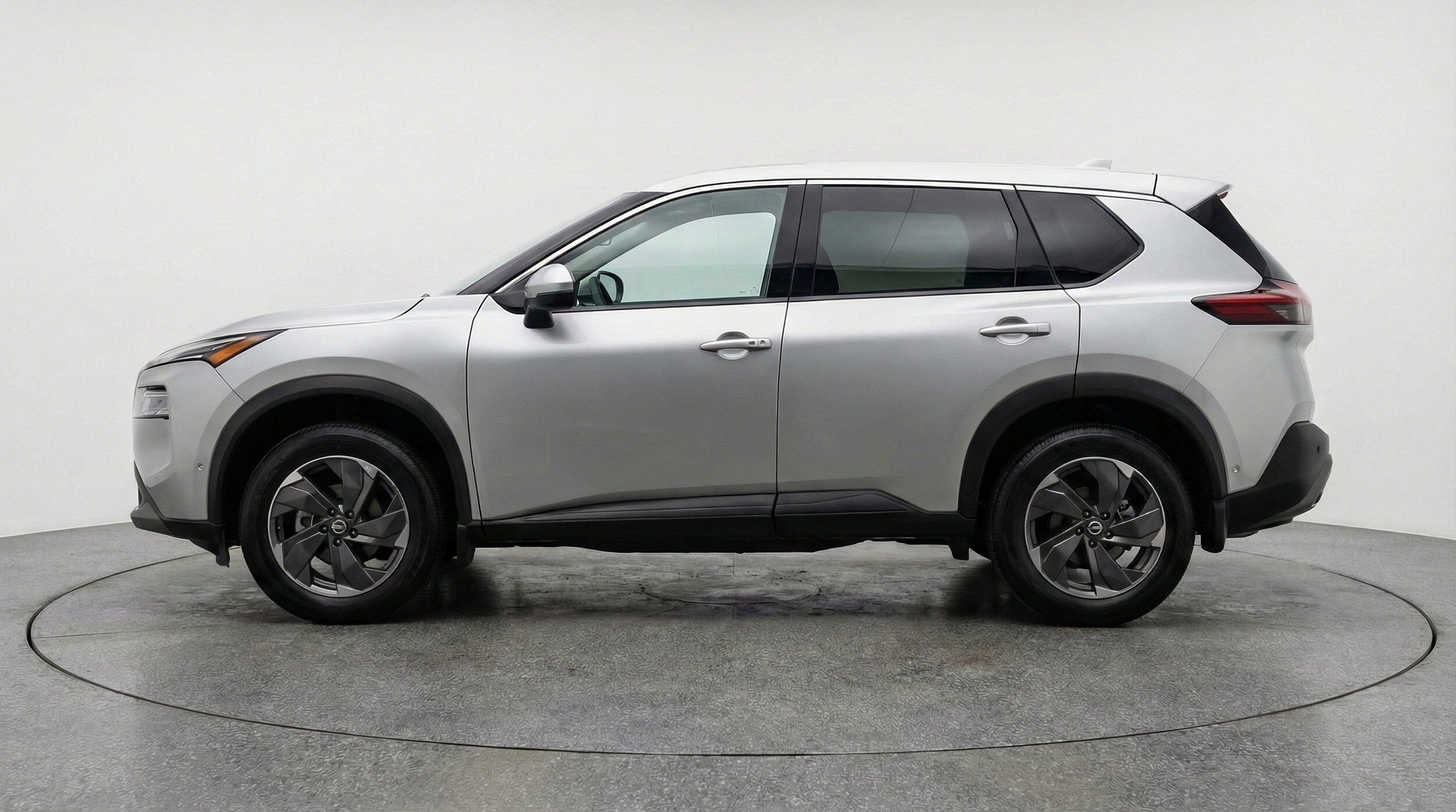 Thumbnail: 2025 Nissan Rogue - 4