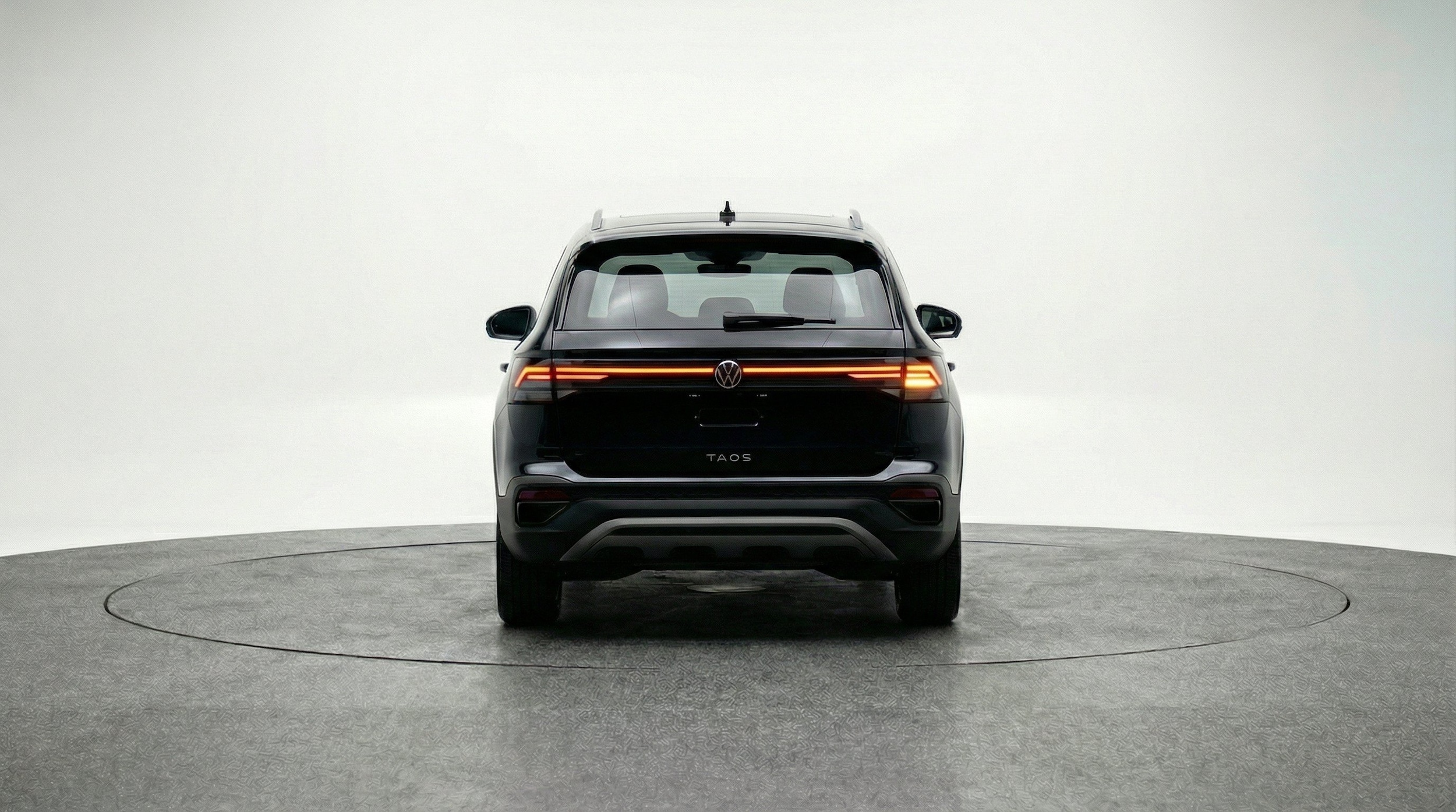Thumbnail: 2026 Volkswagen Taos - 7