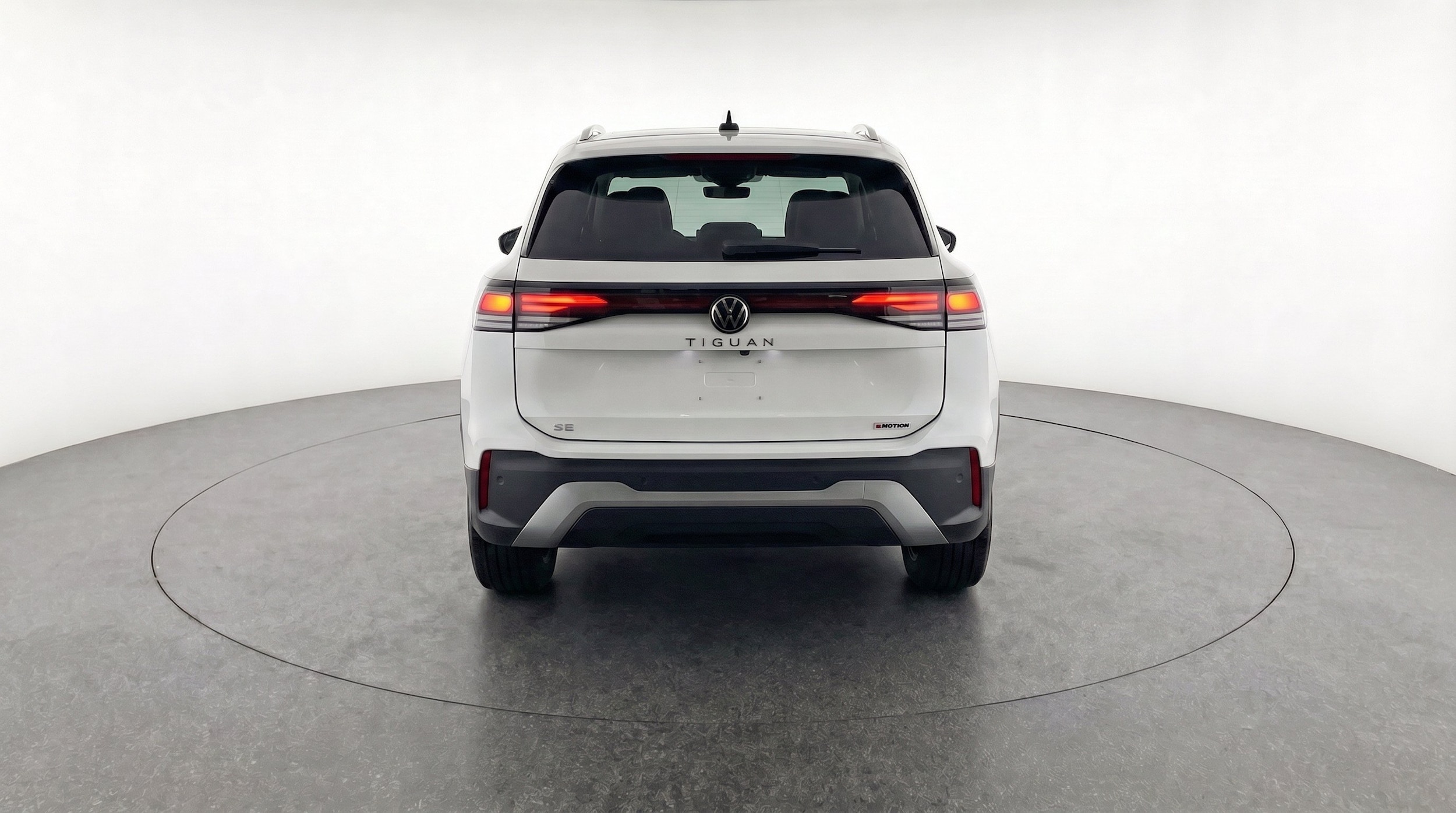 Thumbnail: 2026 Volkswagen Tiguan - 7