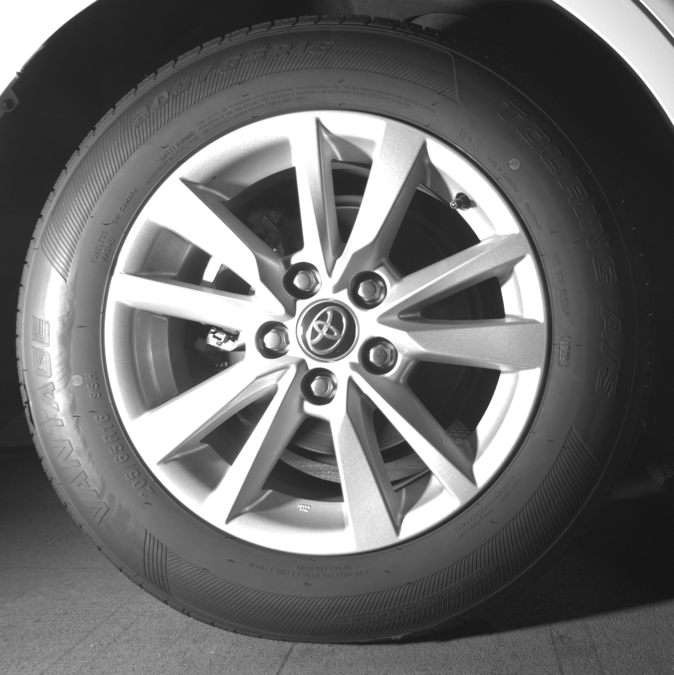 Thumbnail: 2025 Toyota Camry - 12