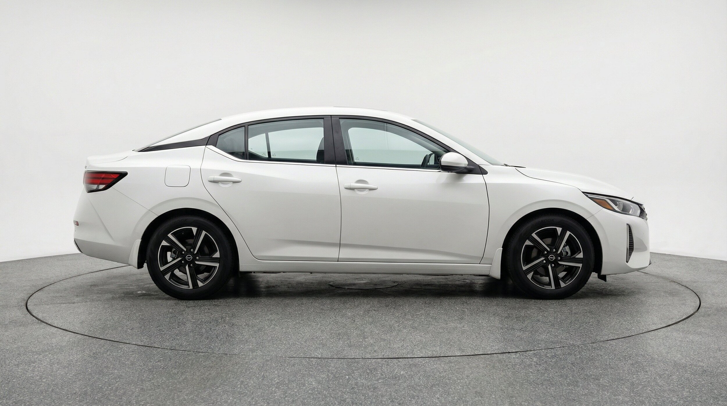 Thumbnail: 2025 Nissan Sentra - 11