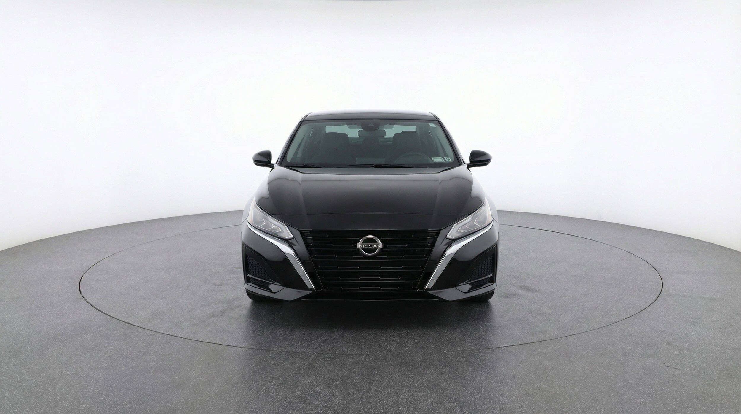 Thumbnail: 2025 Nissan Altima - 2