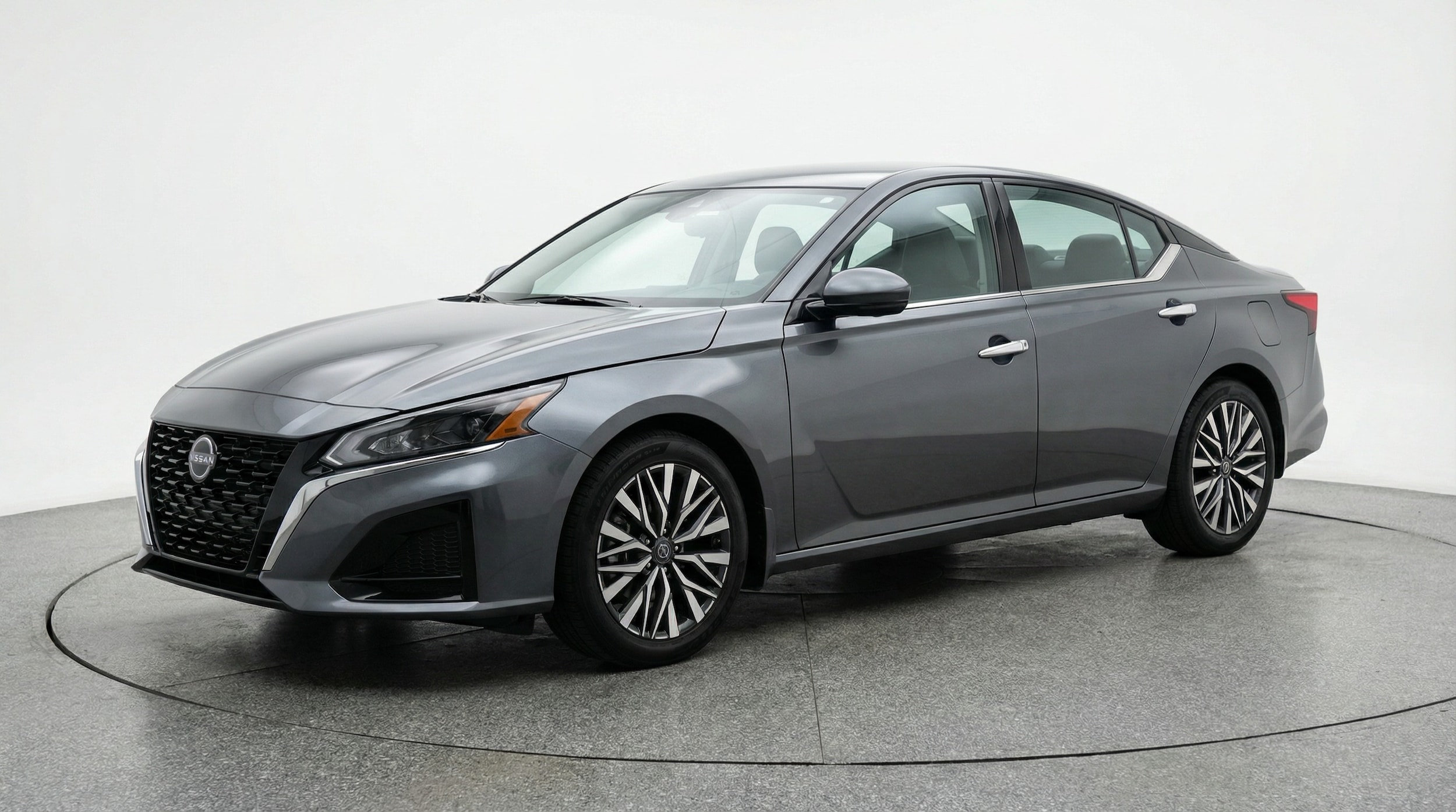 Thumbnail: 2025 Nissan Altima - 3
